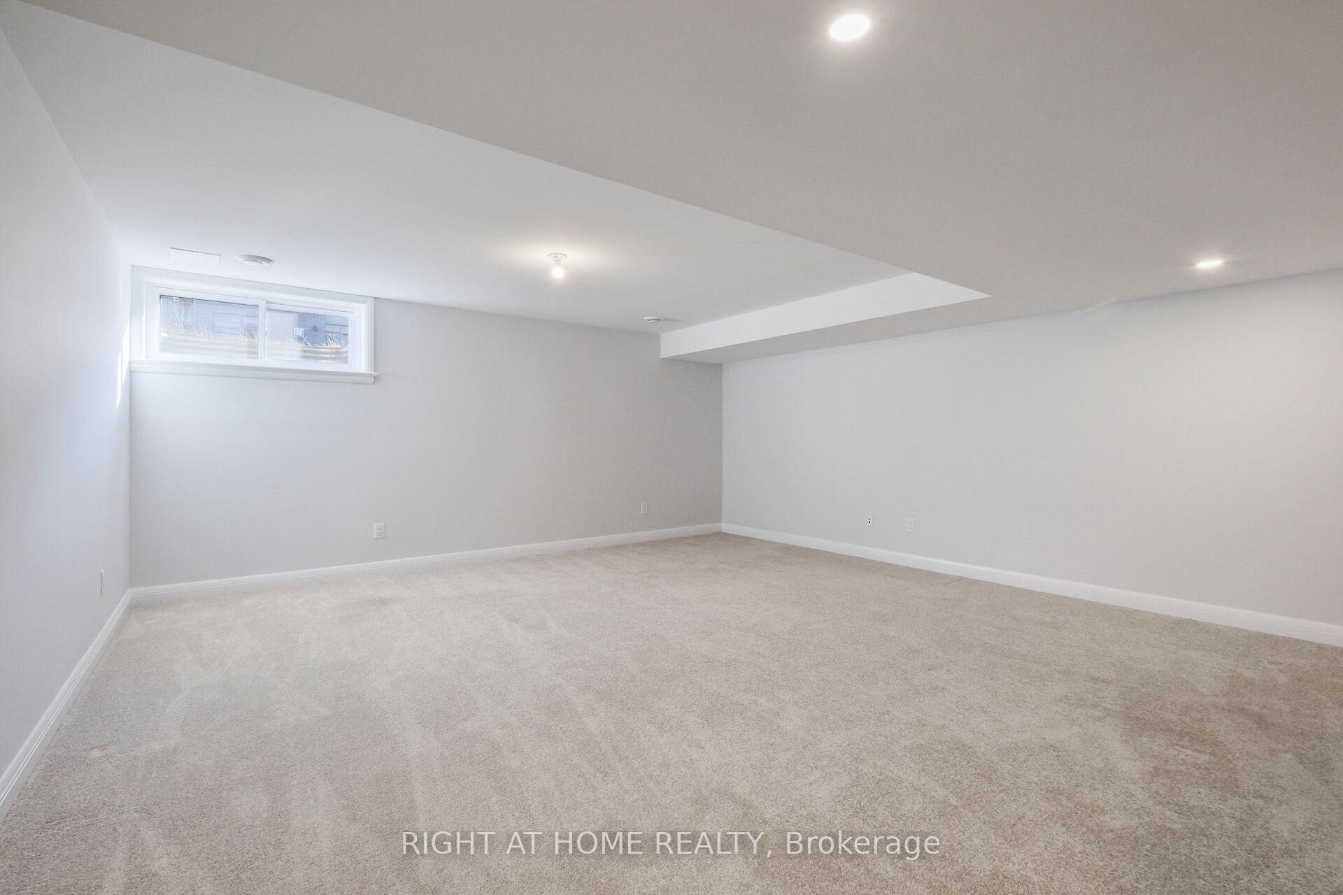 Photo 19 of 320 Wigwas Street, Ottawa, CFB Rockcliffe and Area — HOMEH