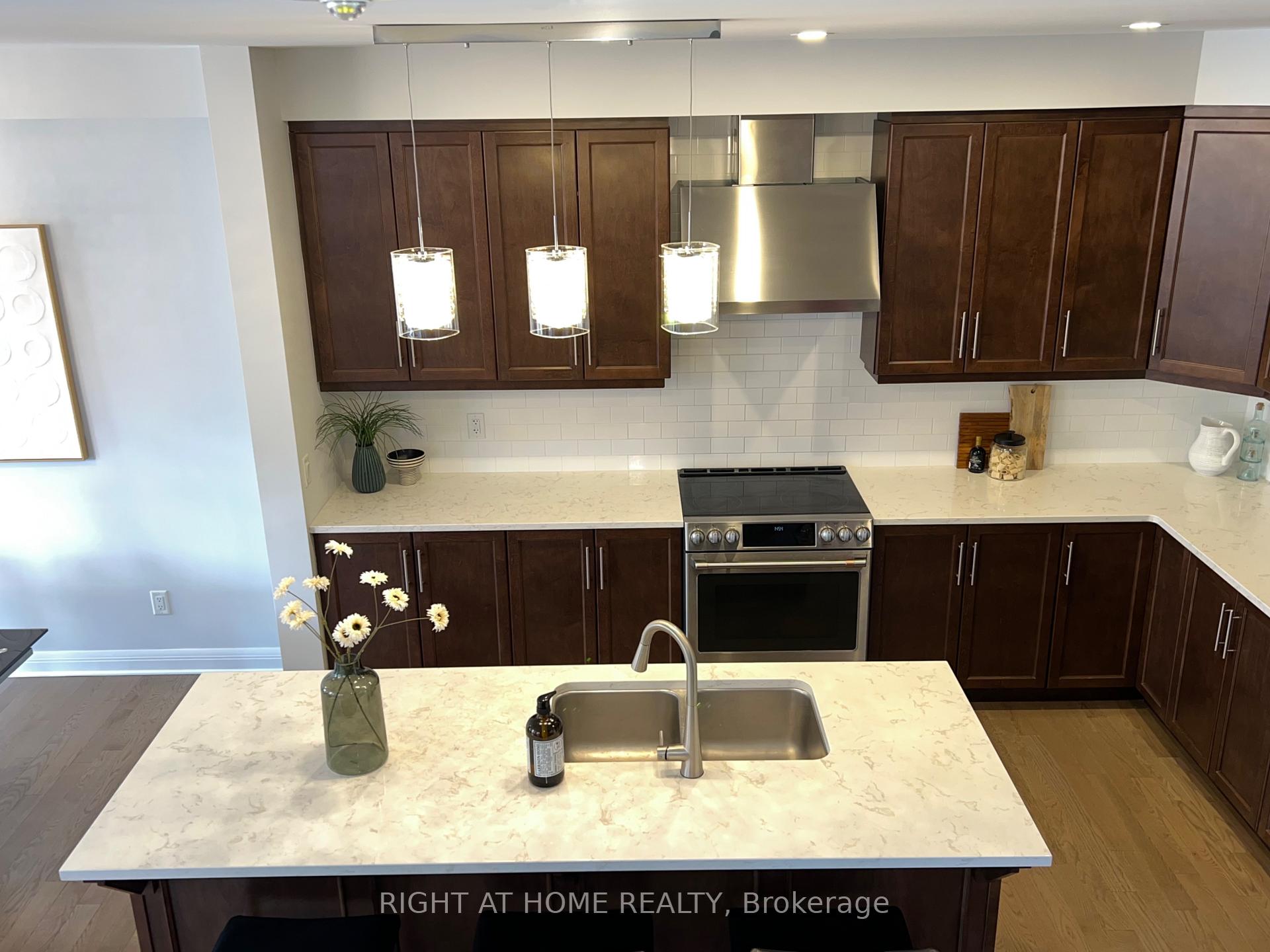 Photo 27 of 320 Wigwas Street, Ottawa, CFB Rockcliffe and Area — HOMEH