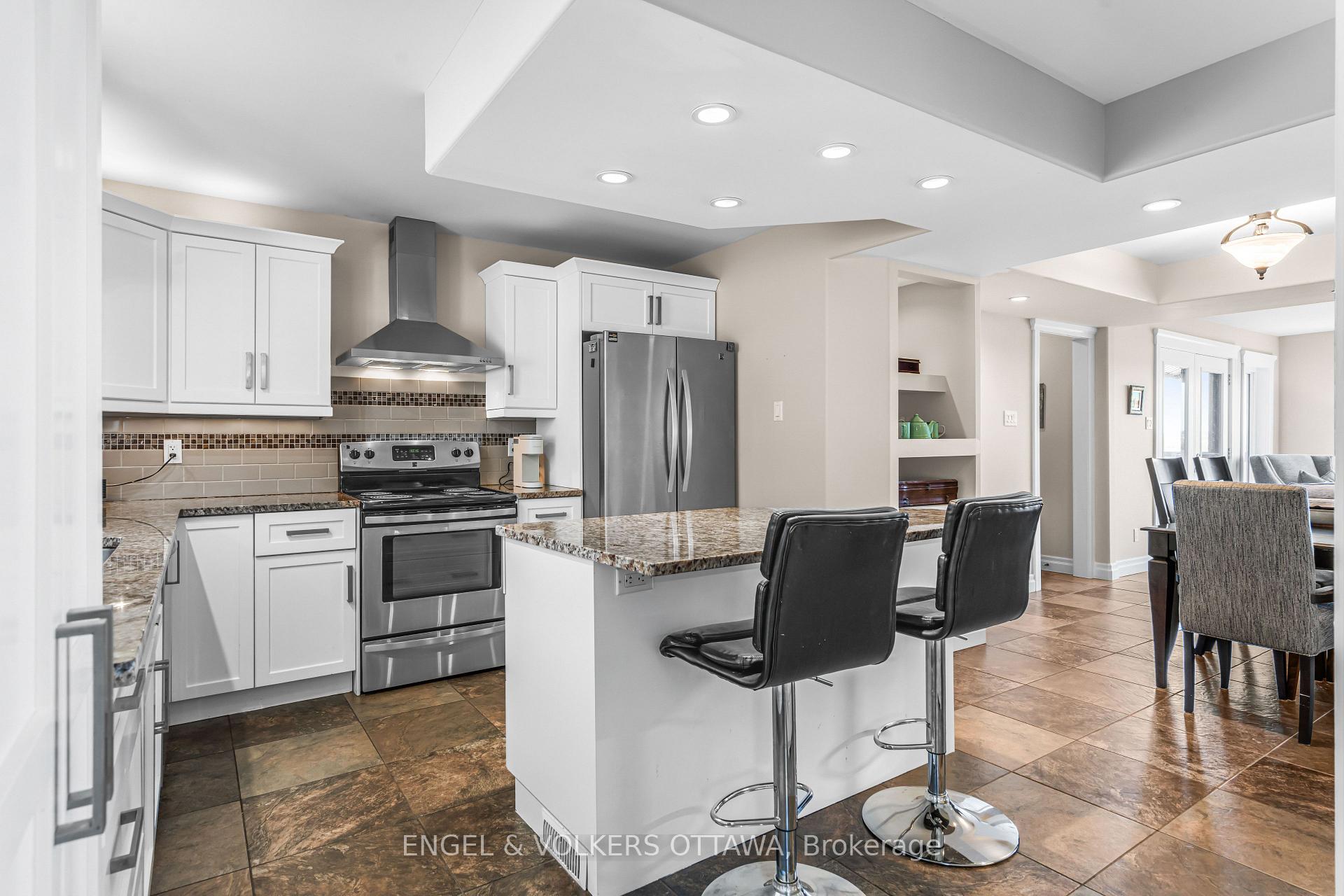 Photo 5 of 1144 River Road, McNab/Braeside, Mcnab/Braeside Twps — HOMEH