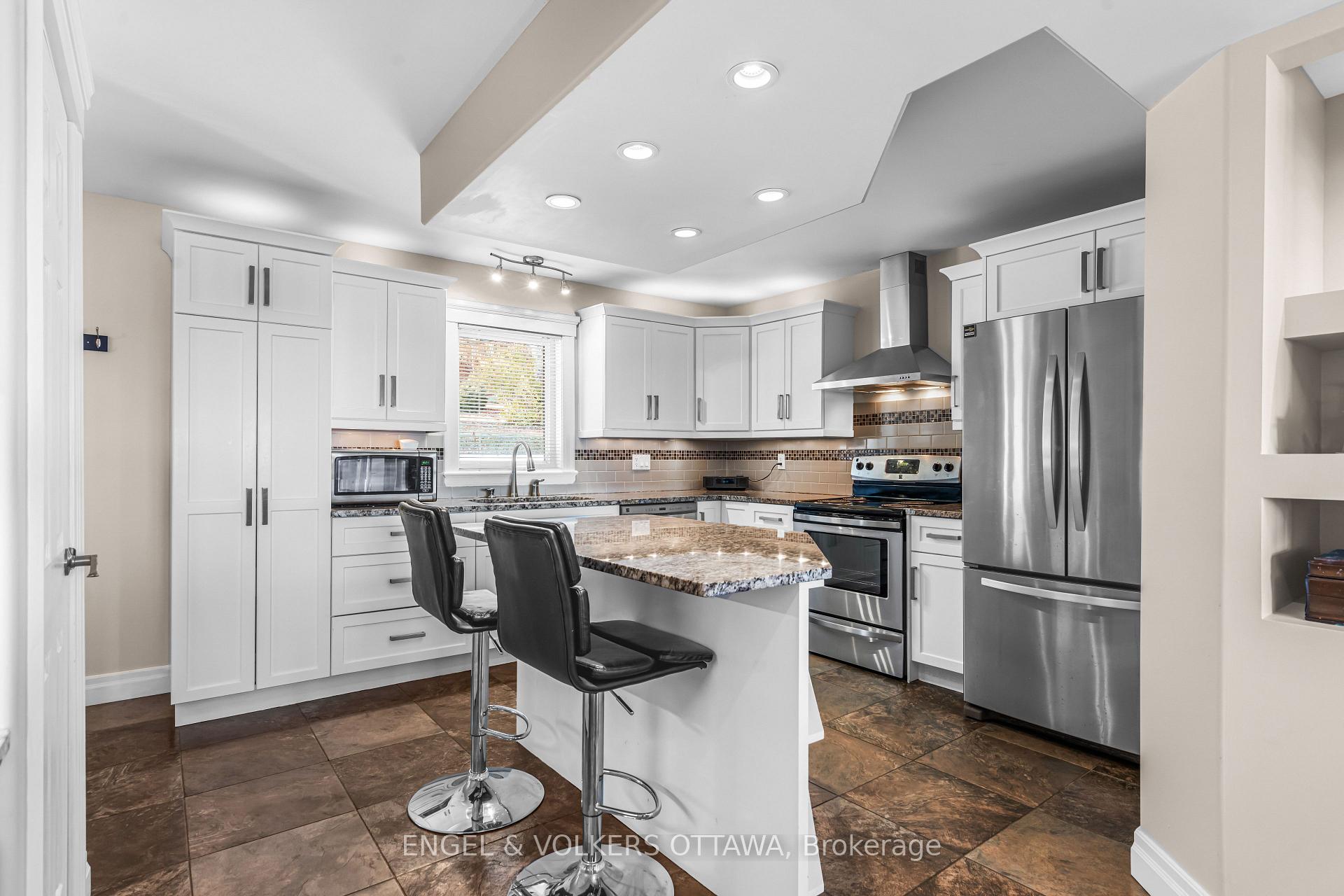 Photo 6 of 1144 River Road, McNab/Braeside, Mcnab/Braeside Twps — HOMEH