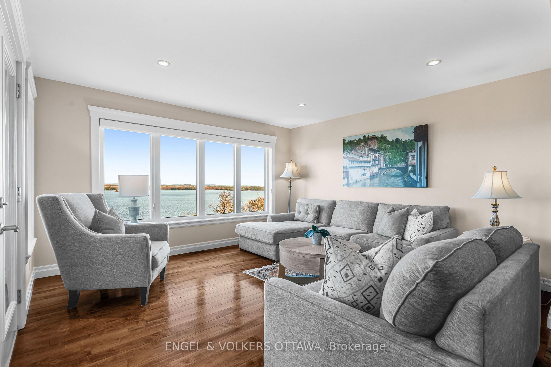 Photo 12 of 1144 River Road, McNab/Braeside, Mcnab/Braeside Twps — HOMEH