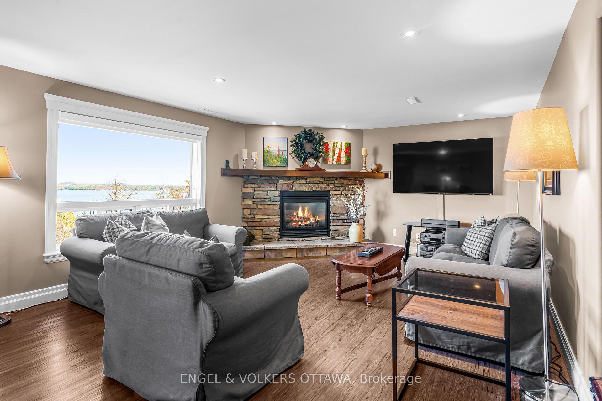 Photo 30 of 1144 River Road, McNab/Braeside, Mcnab/Braeside Twps — HOMEH