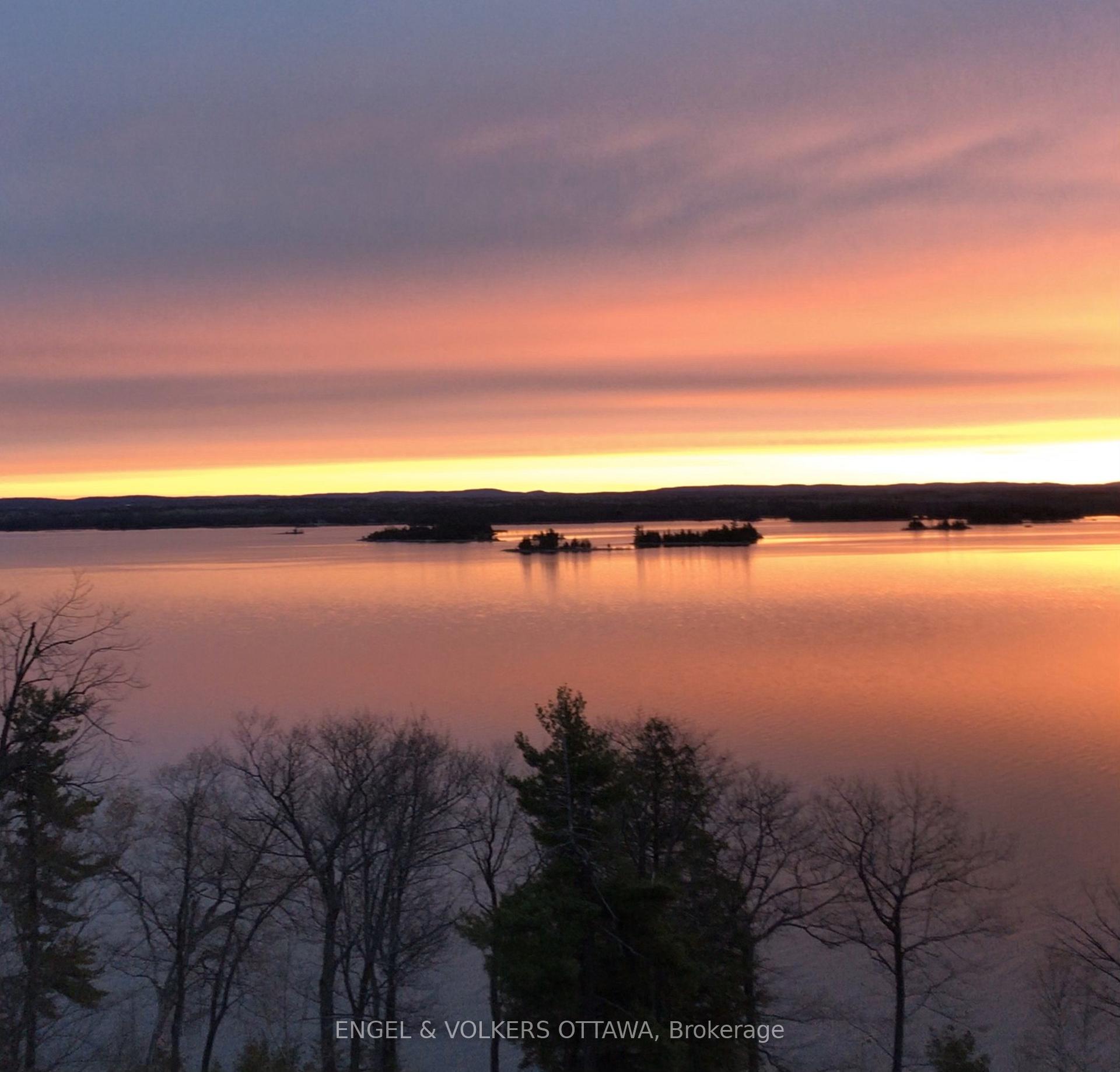 Photo 42 of 1144 River Road, McNab/Braeside, Mcnab/Braeside Twps — HOMEH