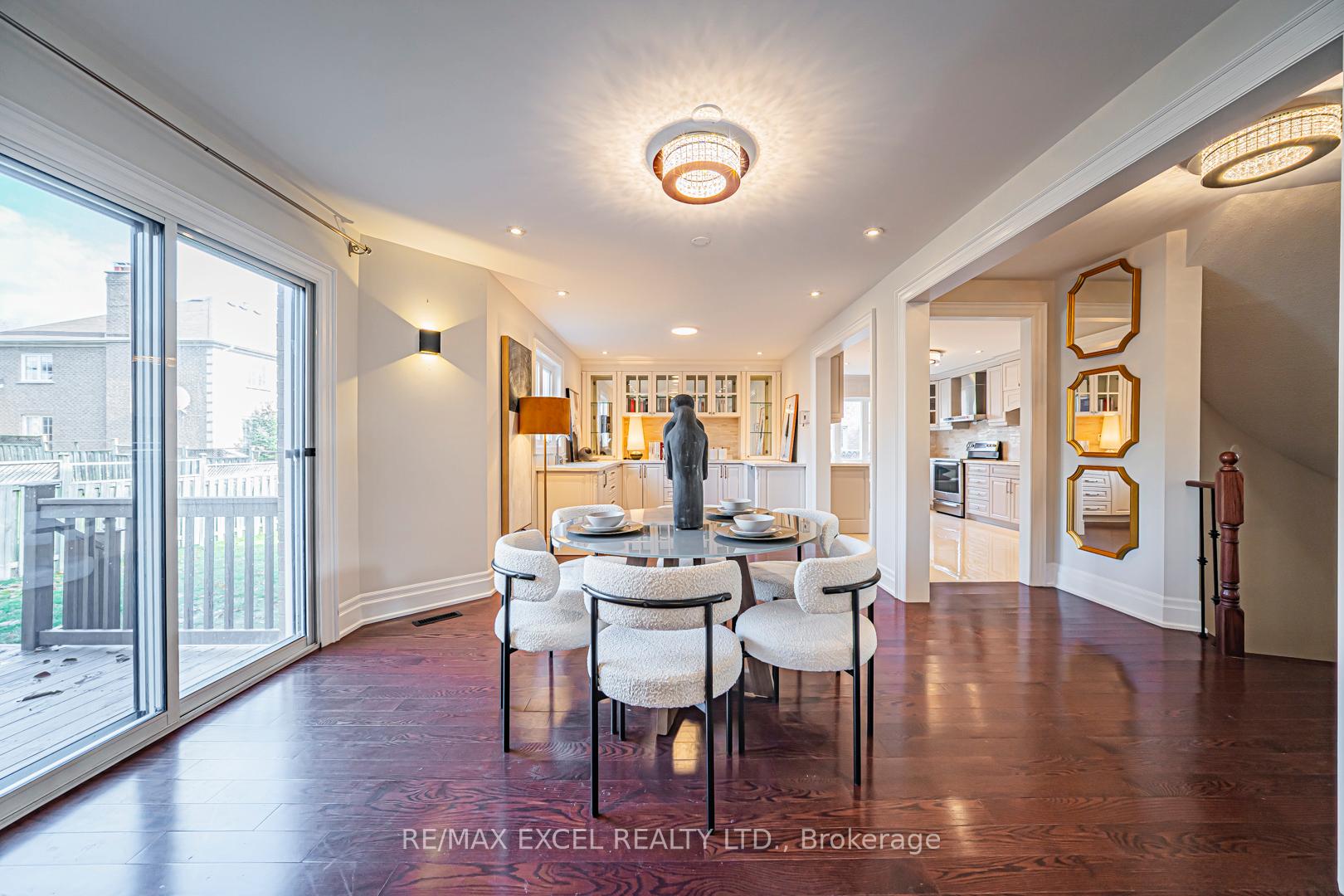Photo 14 of 3 Moses Crescent, Markham, Cachet — HOMEH