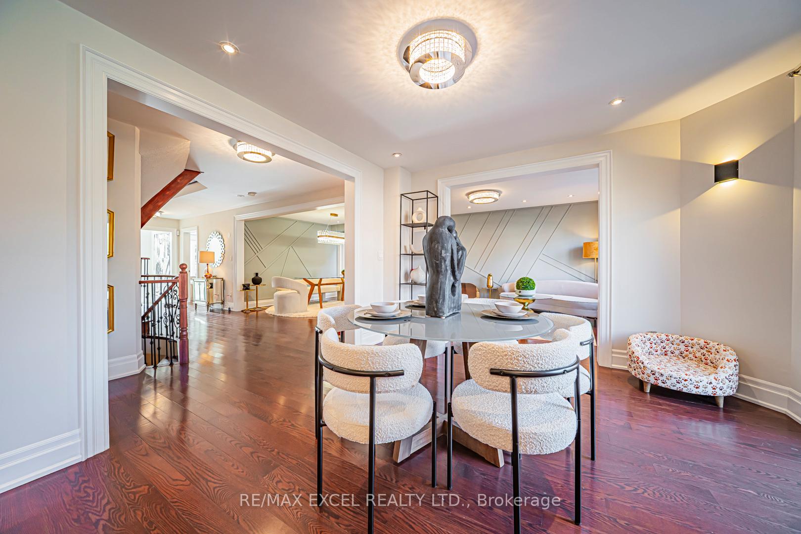 Photo 15 of 3 Moses Crescent, Markham, Cachet — HOMEH
