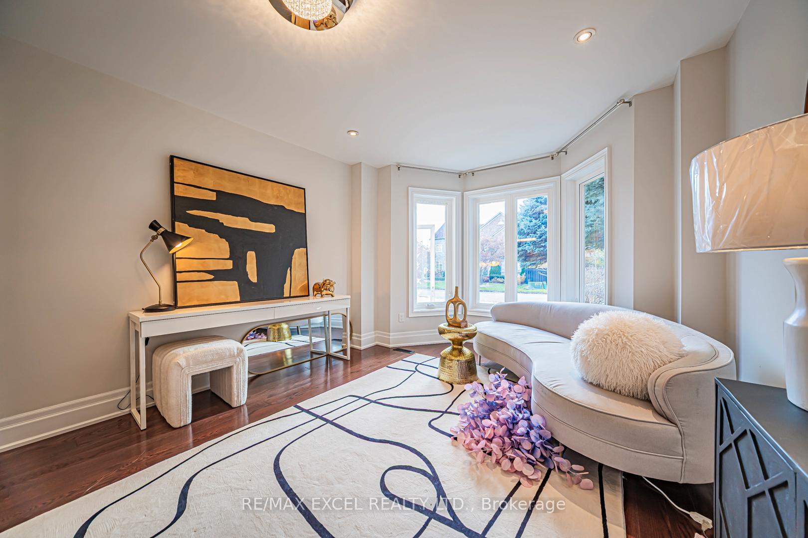 Photo 21 of 3 Moses Crescent, Markham, Cachet — HOMEH