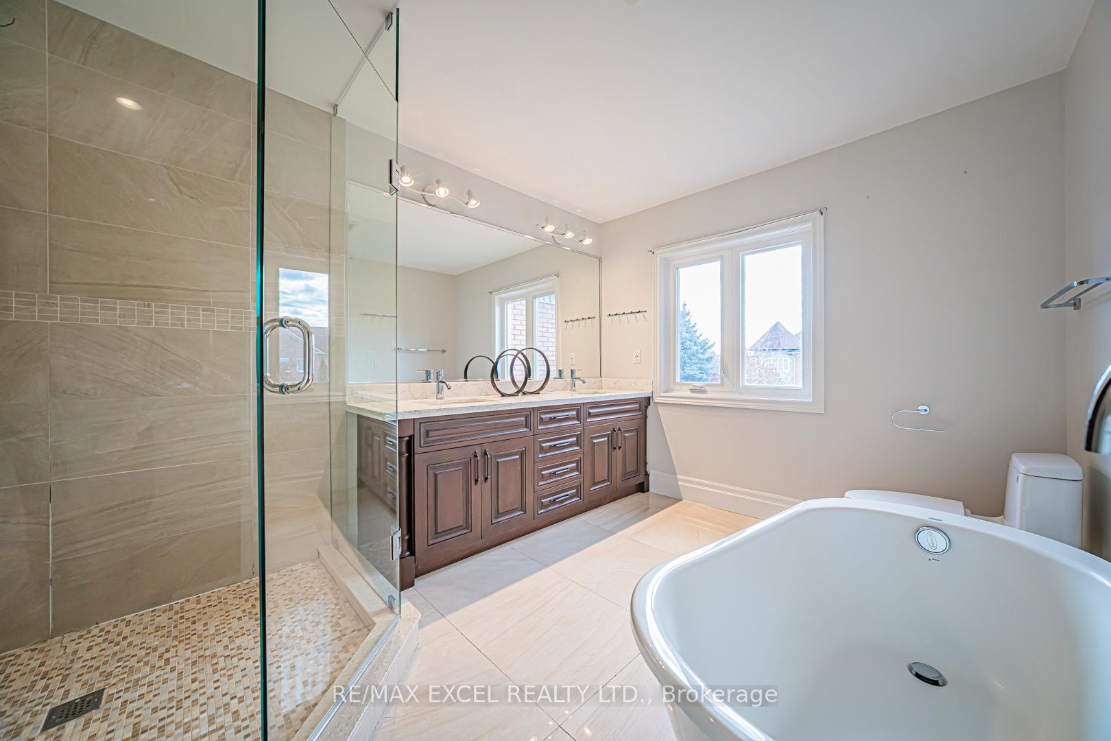 Photo 28 of 3 Moses Crescent, Markham, Cachet — HOMEH