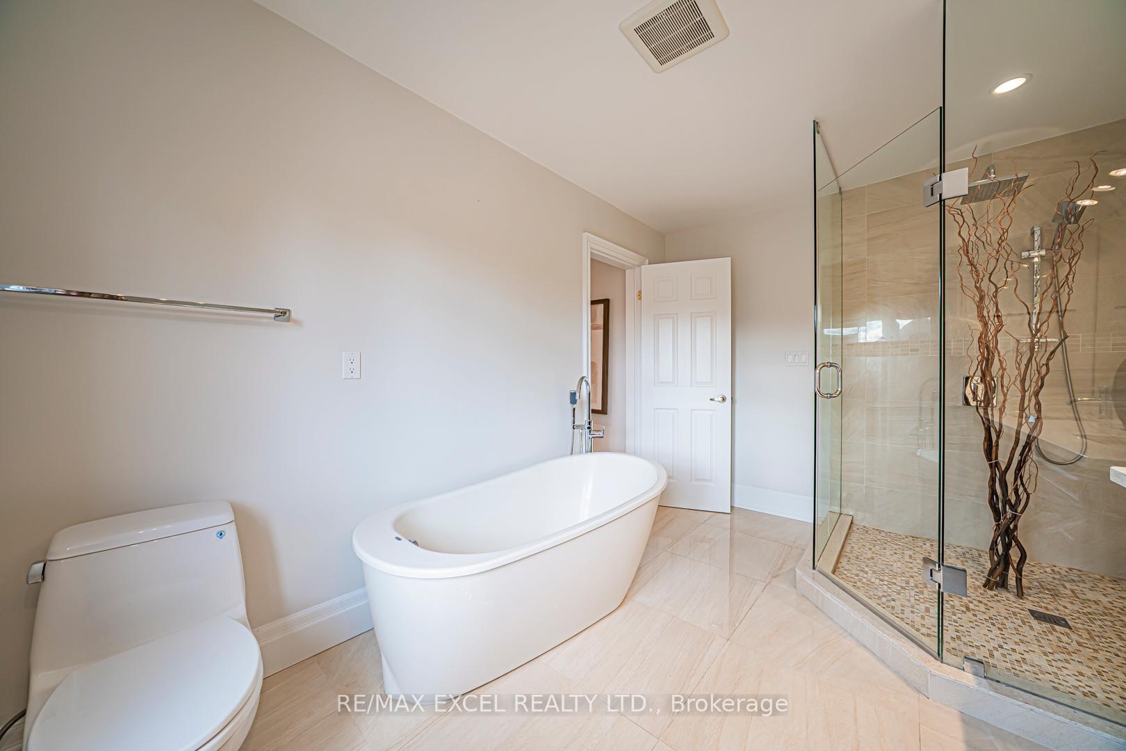 Photo 29 of 3 Moses Crescent, Markham, Cachet — HOMEH
