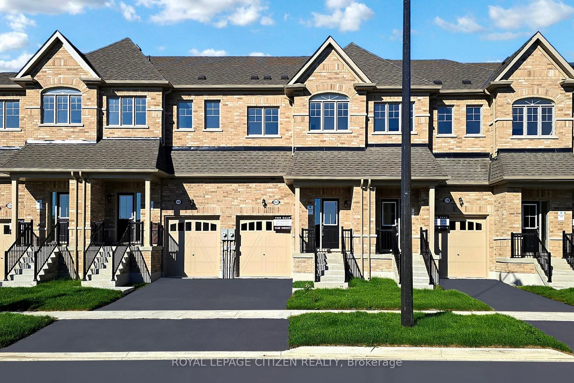 Photo 1 of 142 North Garden Boulevard, Scugog, Port Perry — HOMEH