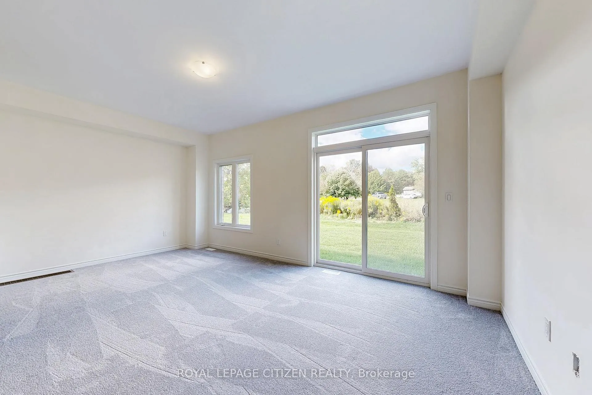Photo 6 of 142 North Garden Boulevard, Scugog, Port Perry — HOMEH