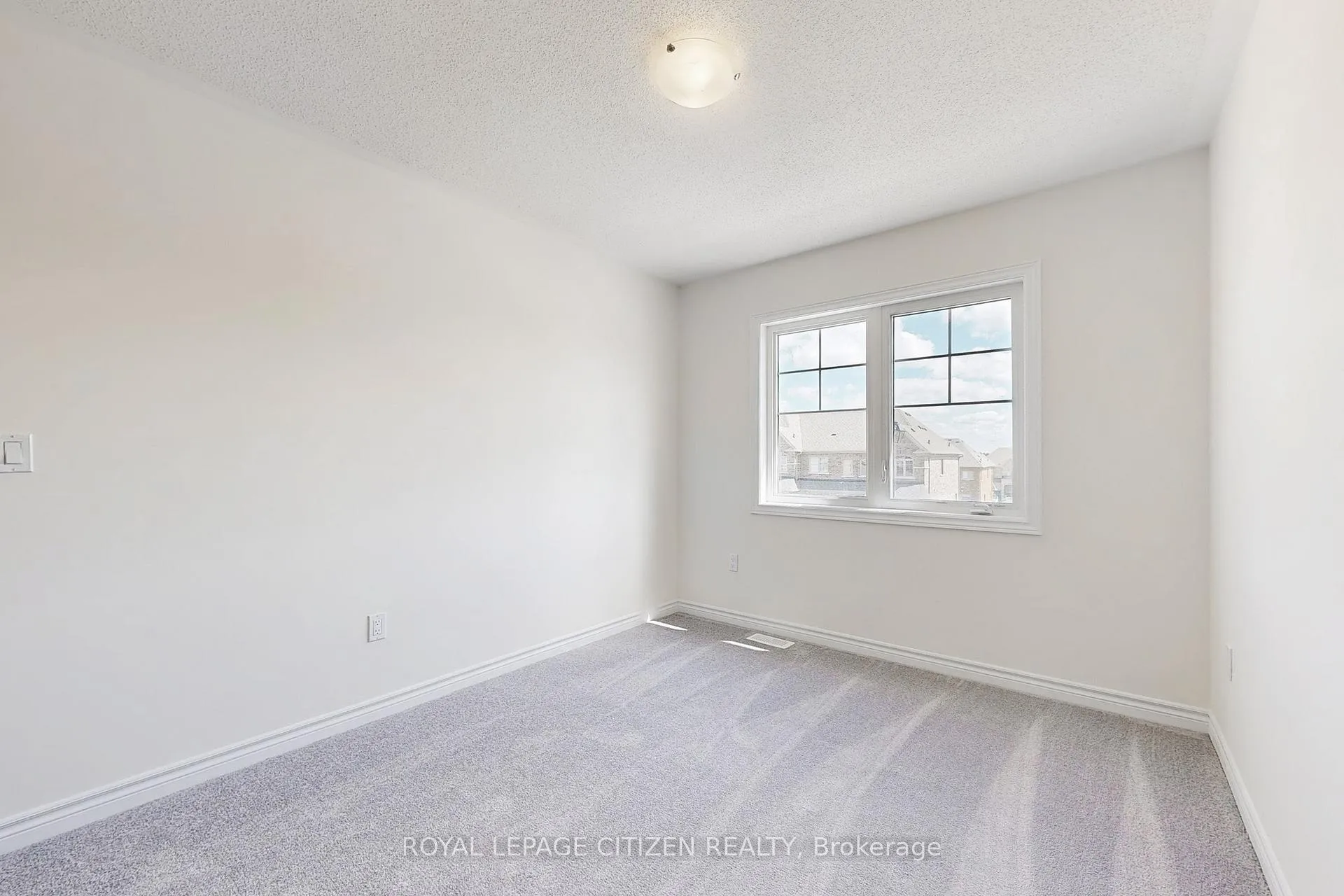 Photo 31 of 142 North Garden Boulevard, Scugog, Port Perry — HOMEH