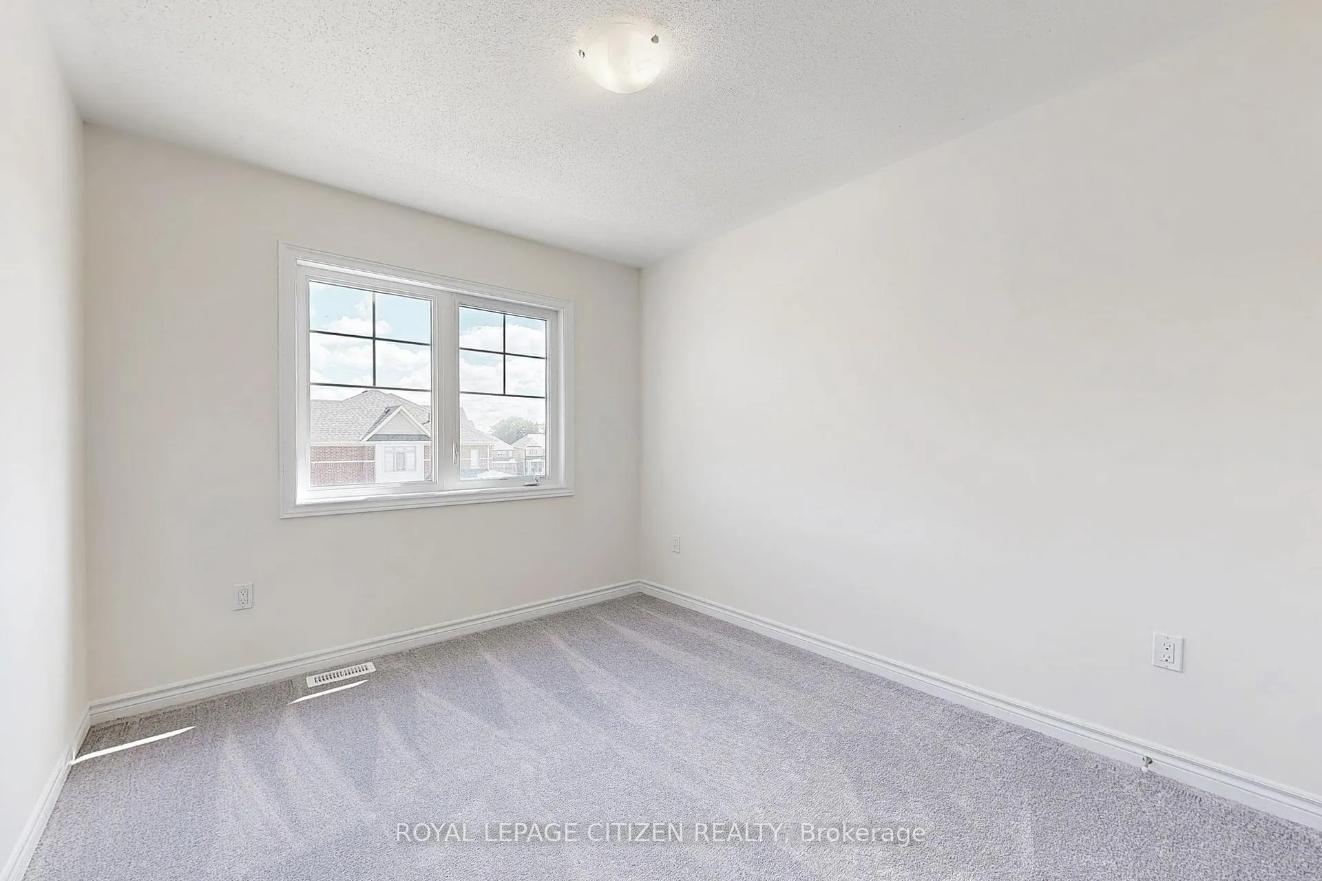 Photo 33 of 142 North Garden Boulevard, Scugog, Port Perry — HOMEH