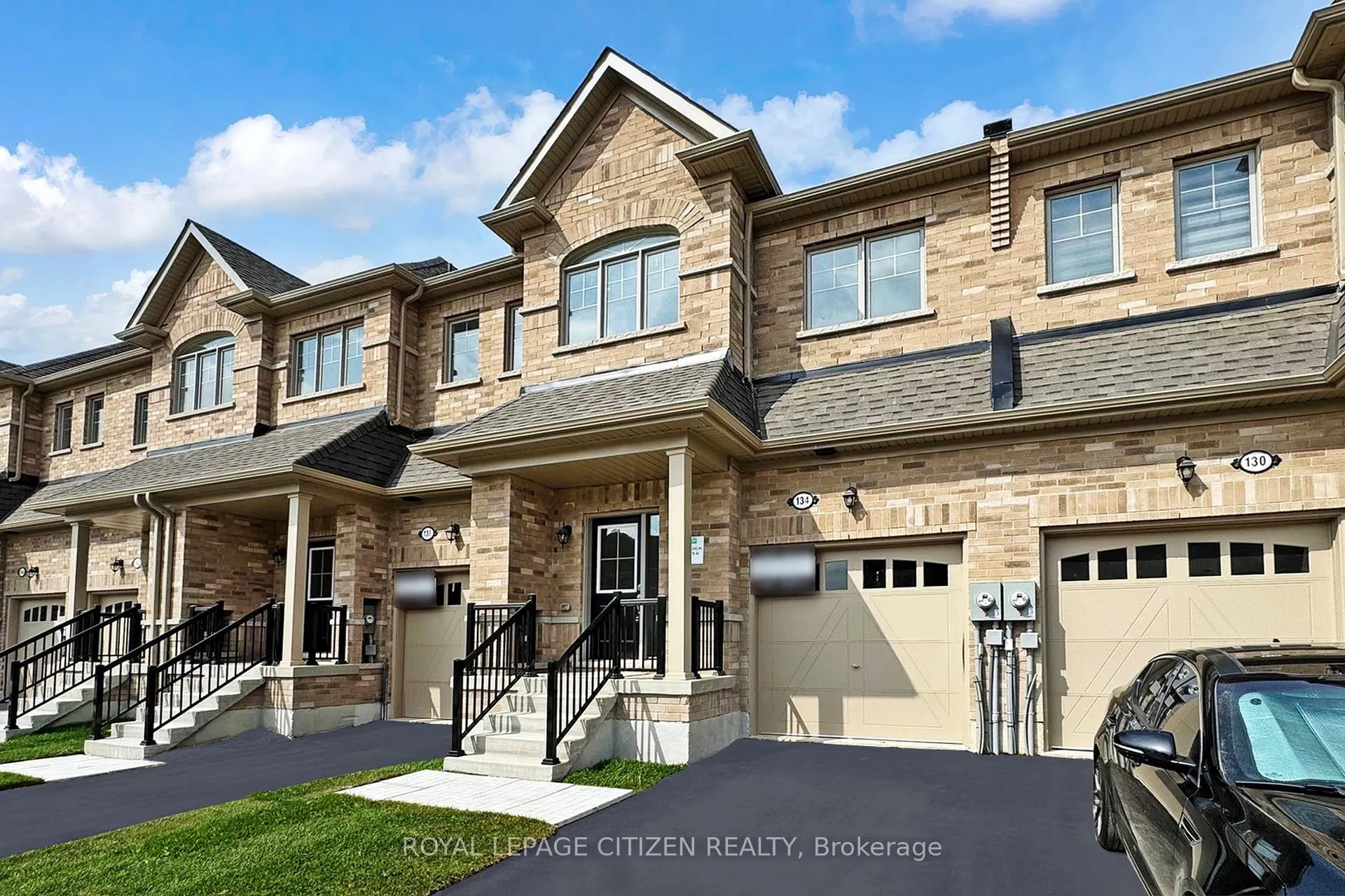 Photo 2 of 134 North Garden Boulevard, Scugog, Port Perry — HOMEH