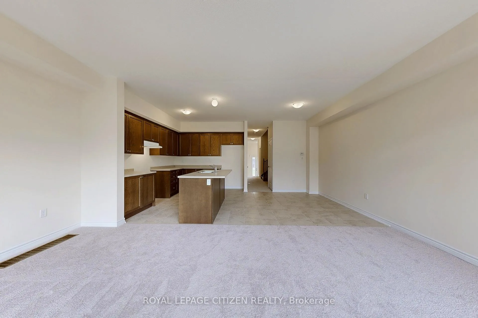 Photo 6 of 134 North Garden Boulevard, Scugog, Port Perry — HOMEH