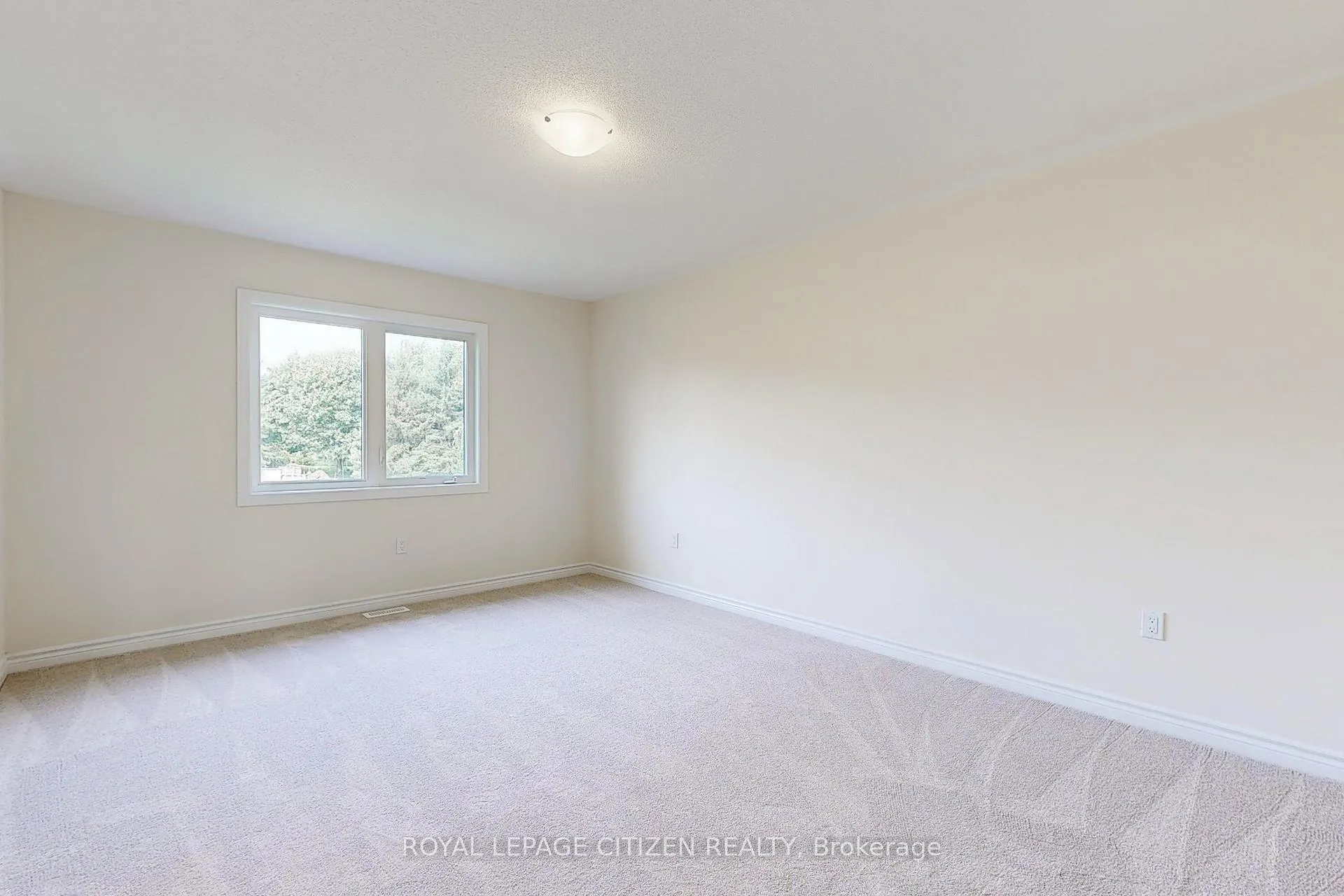 Photo 21 of 134 North Garden Boulevard, Scugog, Port Perry — HOMEH