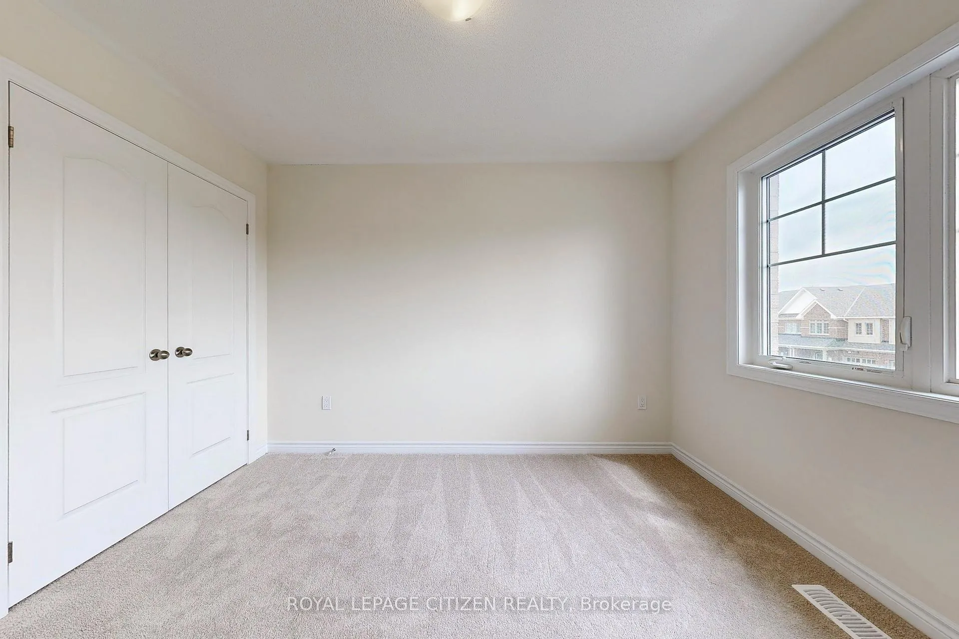Photo 33 of 134 North Garden Boulevard, Scugog, Port Perry — HOMEH