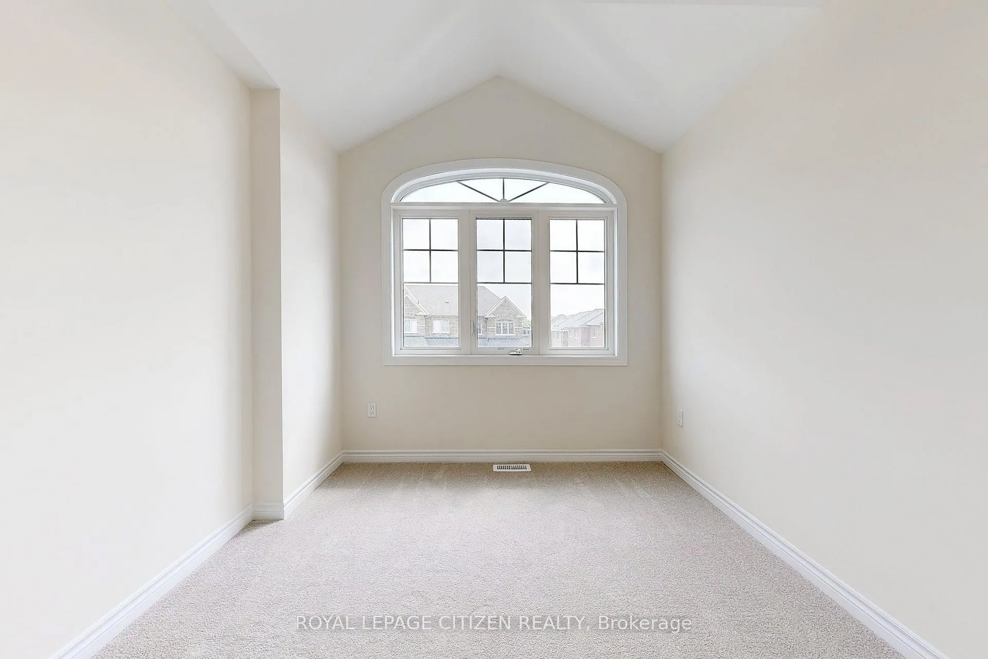 Photo 37 of 134 North Garden Boulevard, Scugog, Port Perry — HOMEH