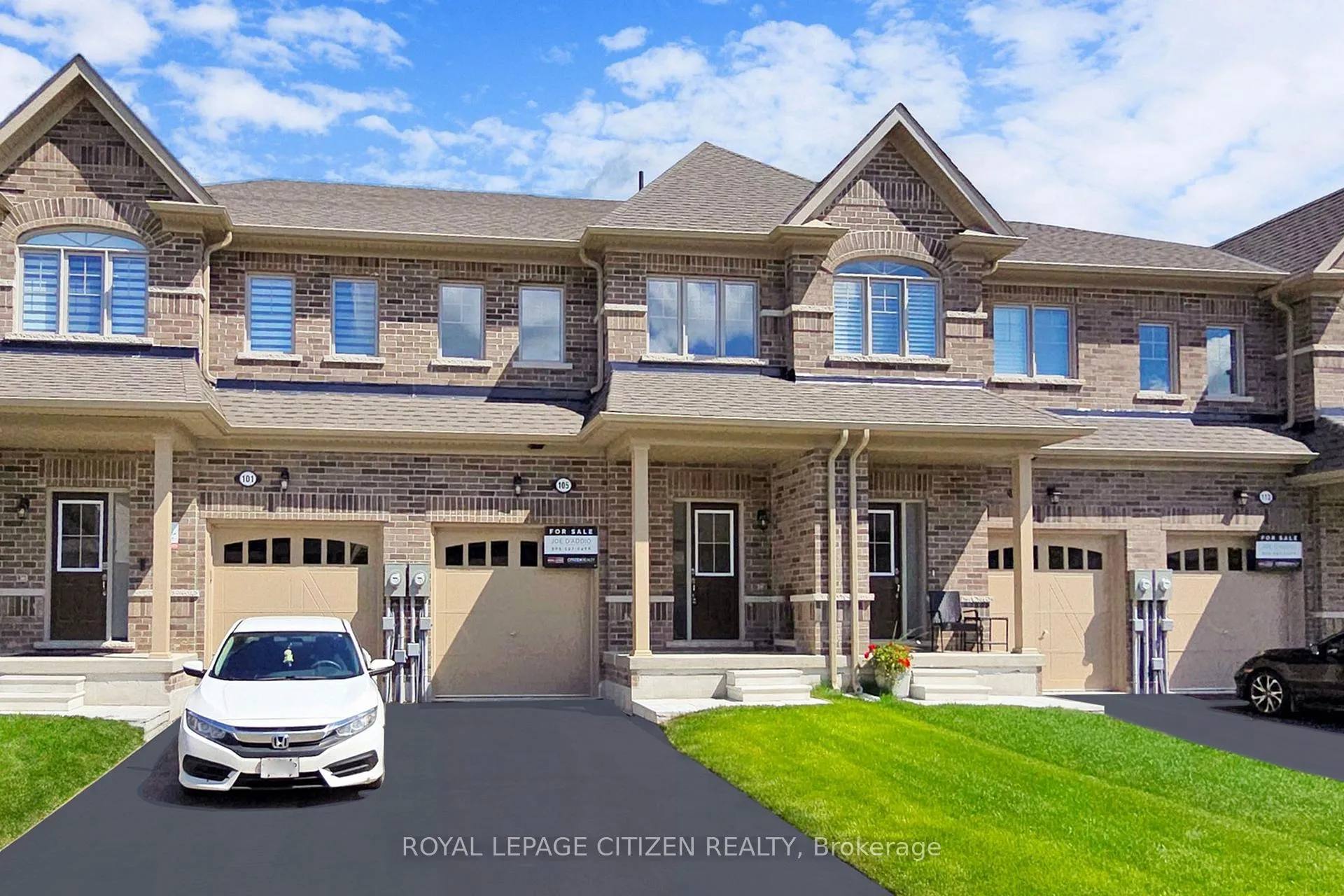 Photo 2 of 105 North Garden Boulevard, Scugog, Port Perry — HOMEH