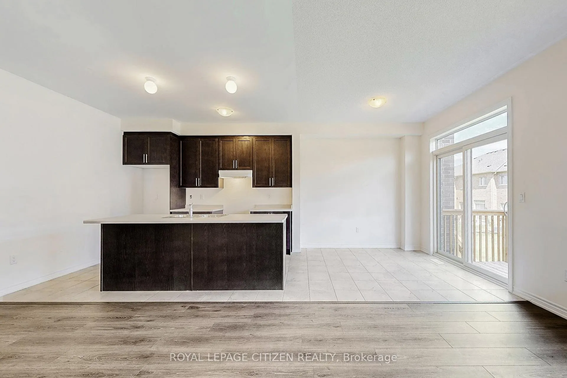 Photo 10 of 105 North Garden Boulevard, Scugog, Port Perry — HOMEH
