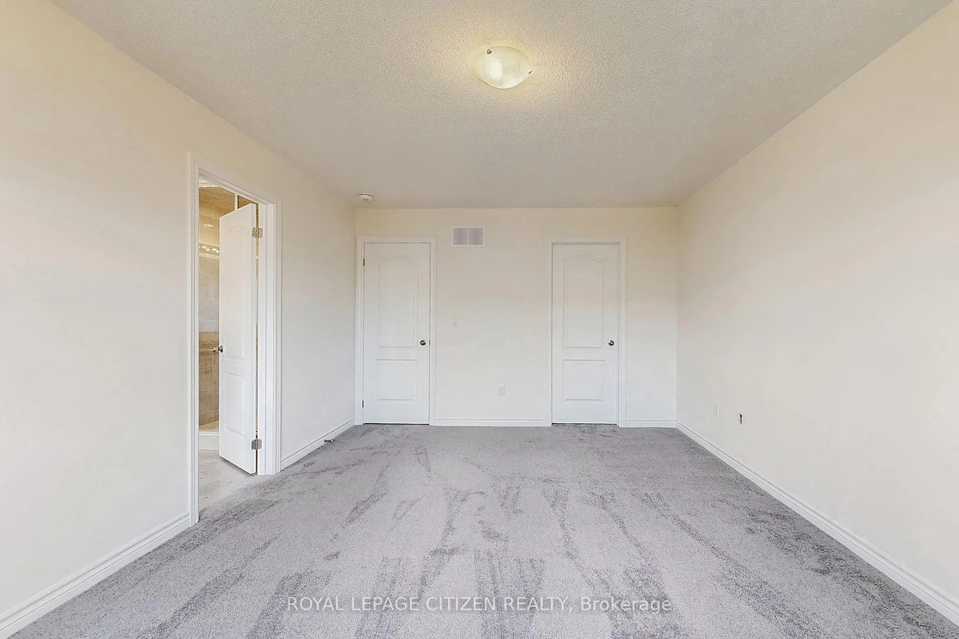 Photo 24 of 105 North Garden Boulevard, Scugog, Port Perry — HOMEH
