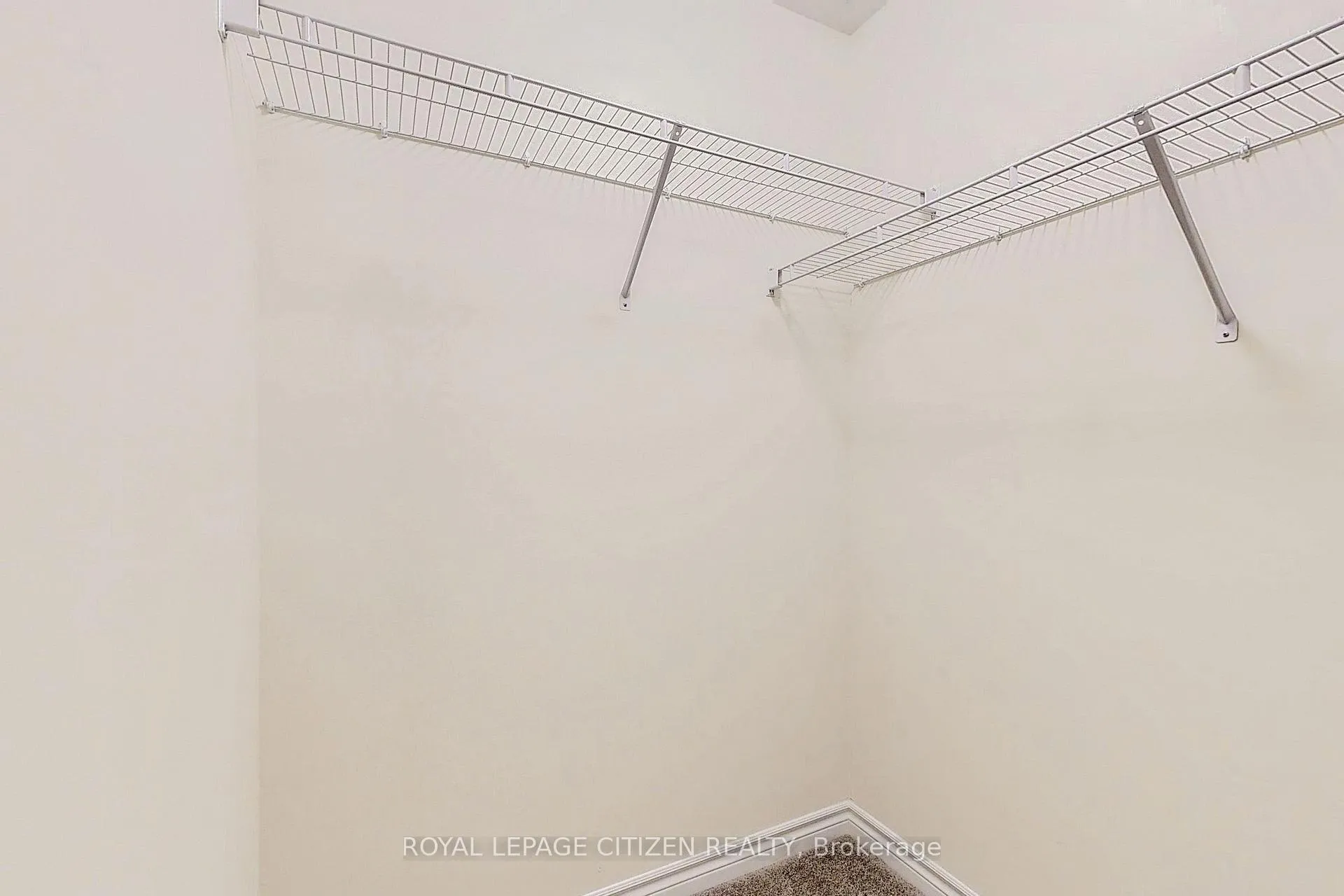Photo 27 of 105 North Garden Boulevard, Scugog, Port Perry — HOMEH