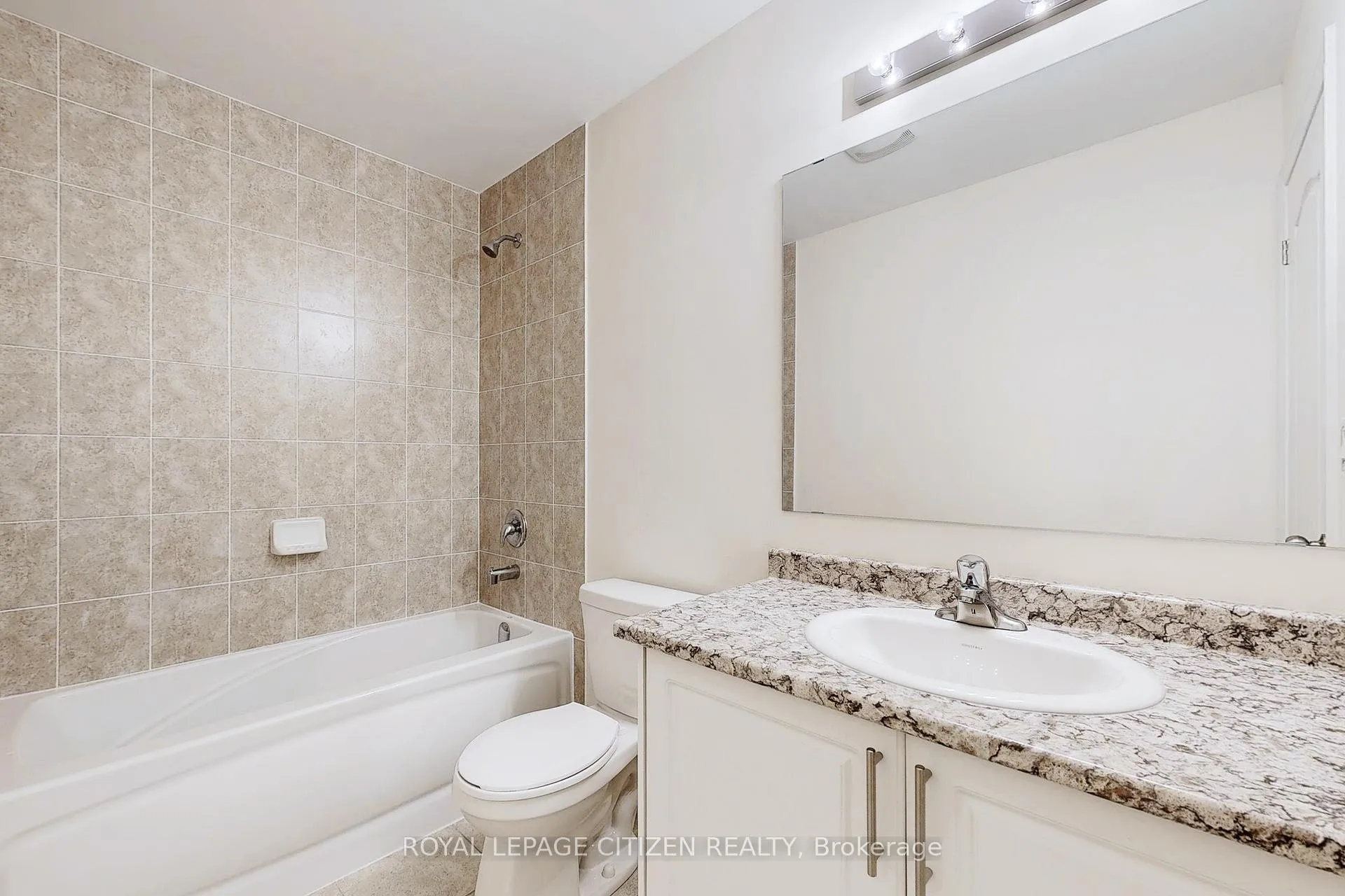 Photo 38 of 105 North Garden Boulevard, Scugog, Port Perry — HOMEH