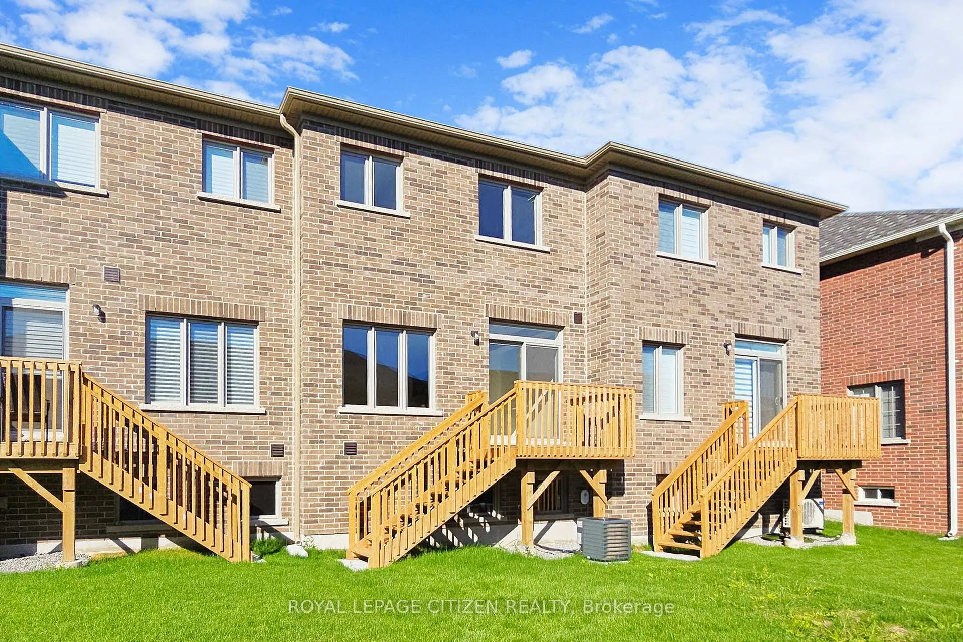 Photo 46 of 105 North Garden Boulevard, Scugog, Port Perry — HOMEH