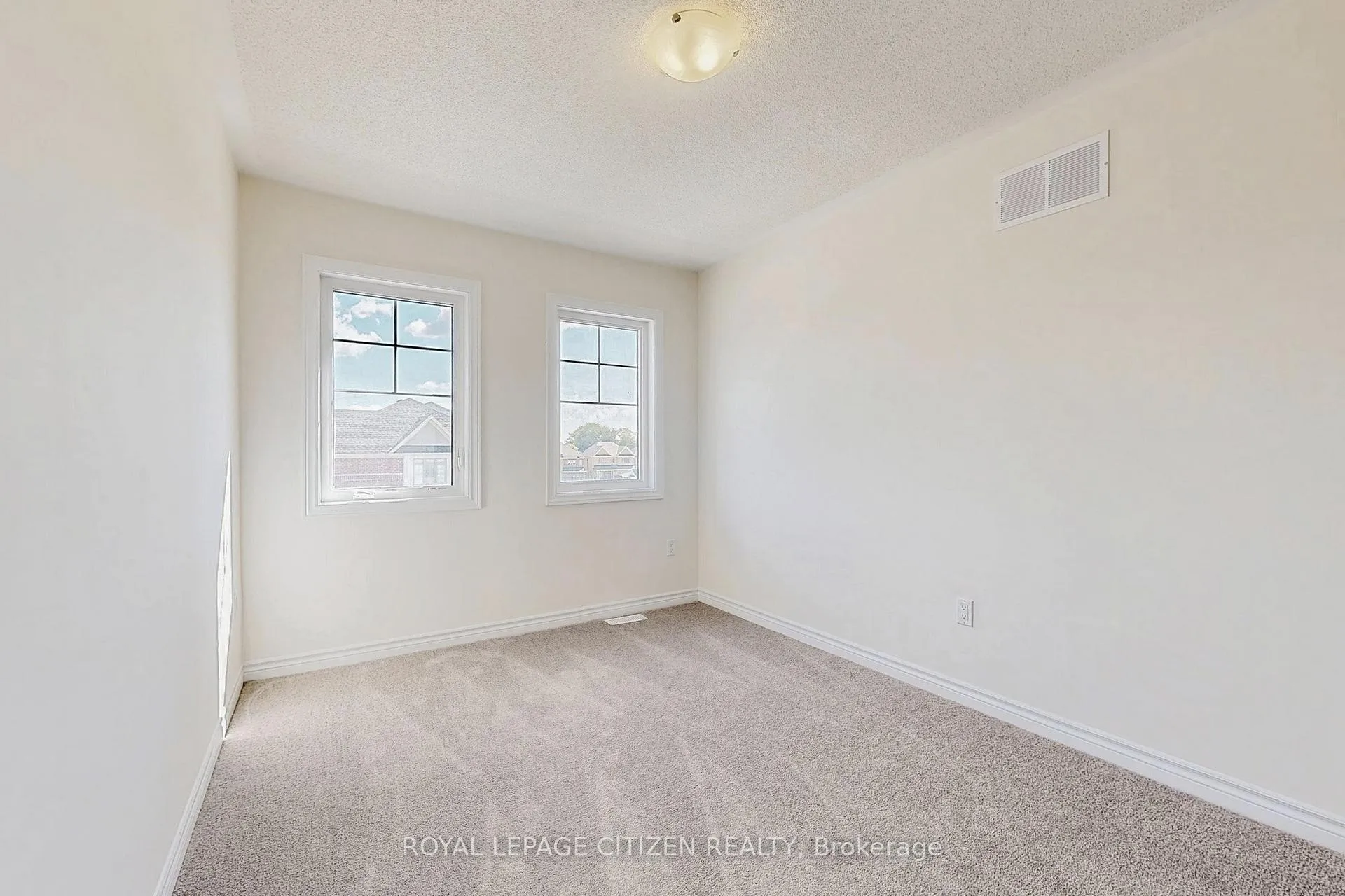 Photo 34 of 146 North Garden Boulevard, Scugog, Port Perry — HOMEH