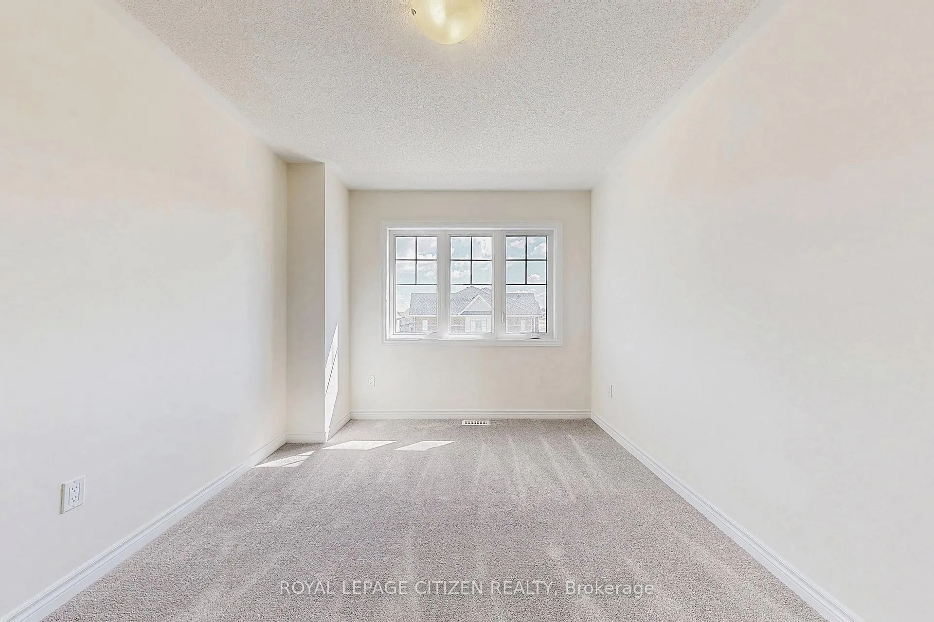 Photo 36 of 146 North Garden Boulevard, Scugog, Port Perry — HOMEH