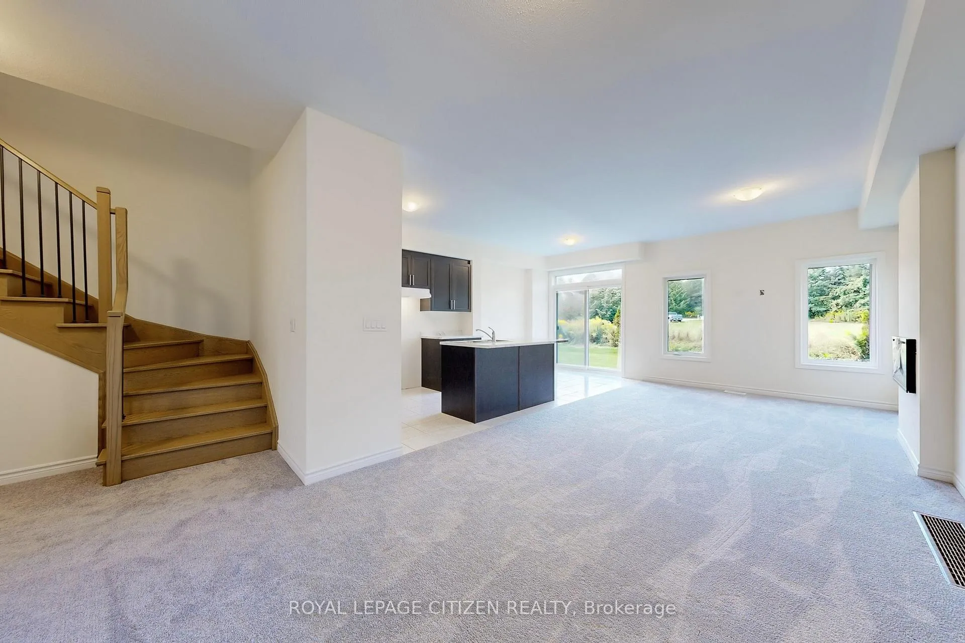Photo 6 of 138 North Garden Boulevard, Scugog, Port Perry — HOMEH