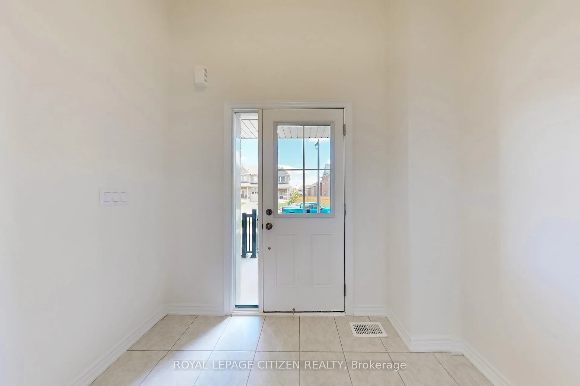 Photo 21 of 138 North Garden Boulevard, Scugog, Port Perry — HOMEH
