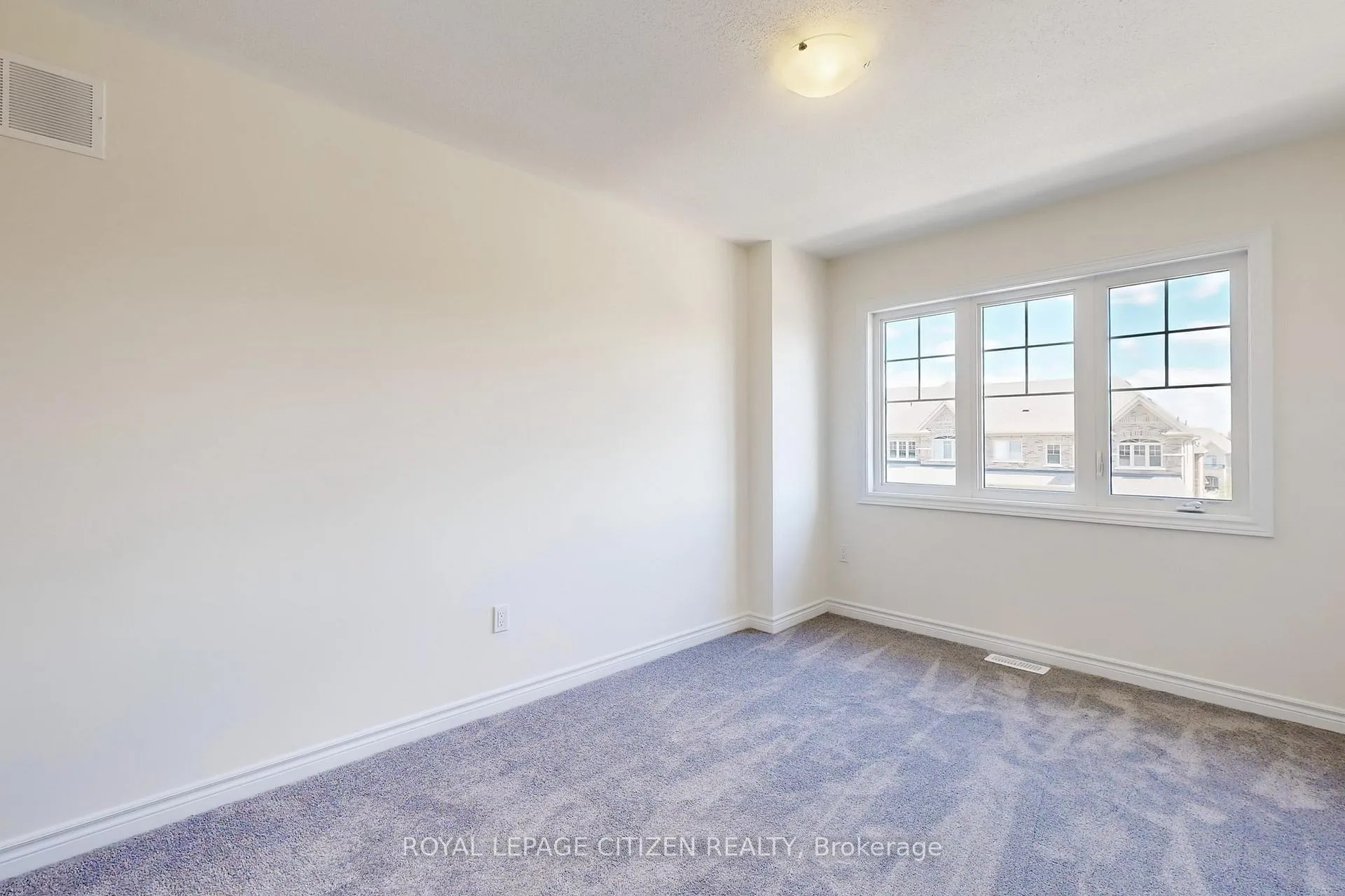 Photo 37 of 138 North Garden Boulevard, Scugog, Port Perry — HOMEH