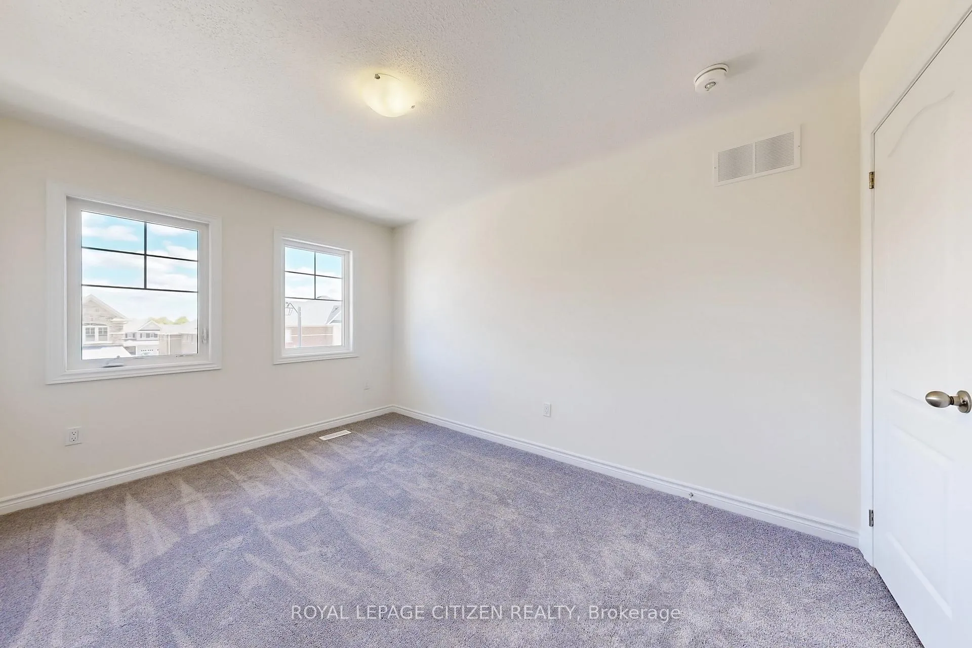 Photo 39 of 138 North Garden Boulevard, Scugog, Port Perry — HOMEH
