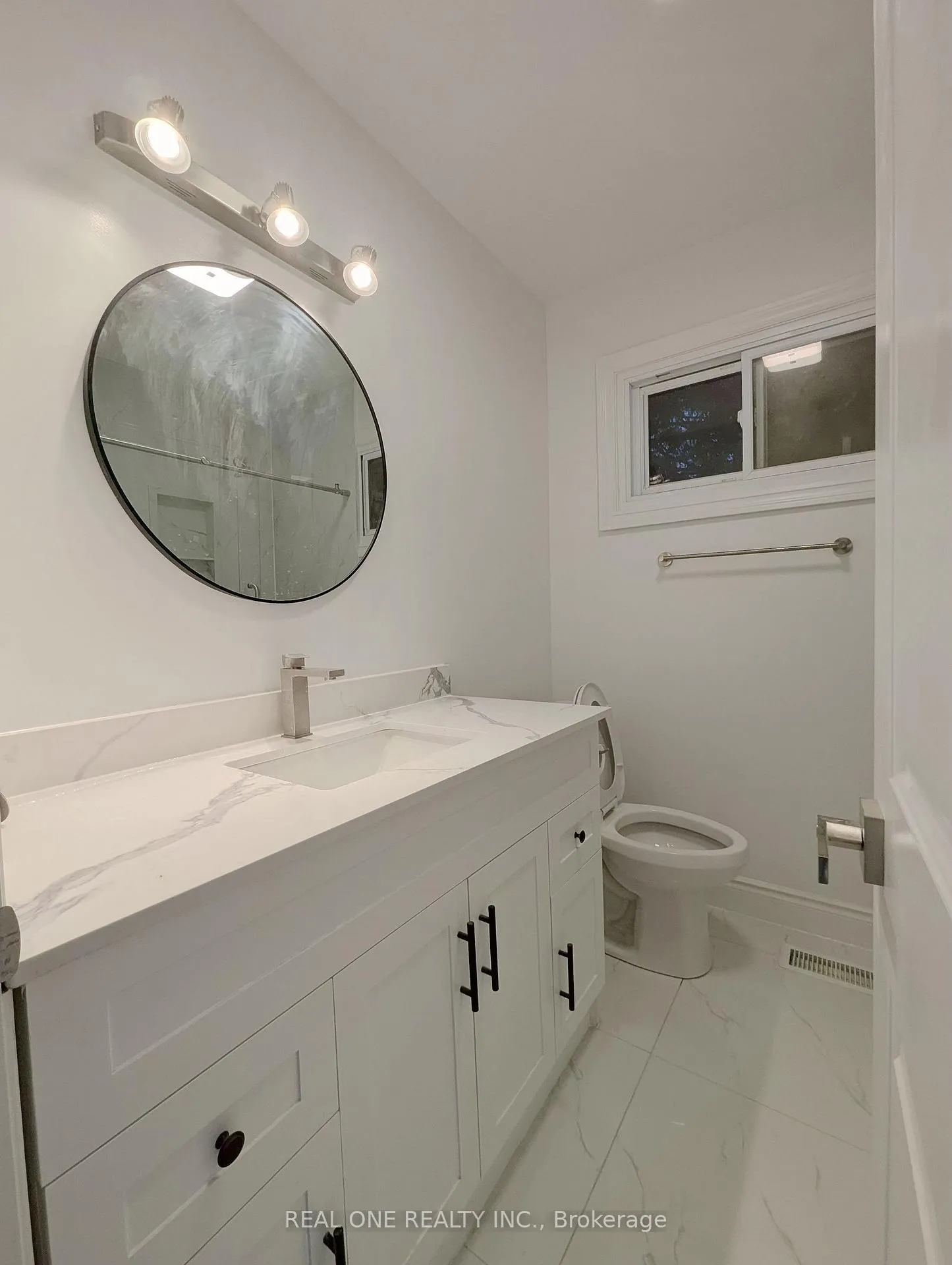 Photo 3 of Unit (Main), 31 Copping Road, Scarborough, Morningside — HOMEH