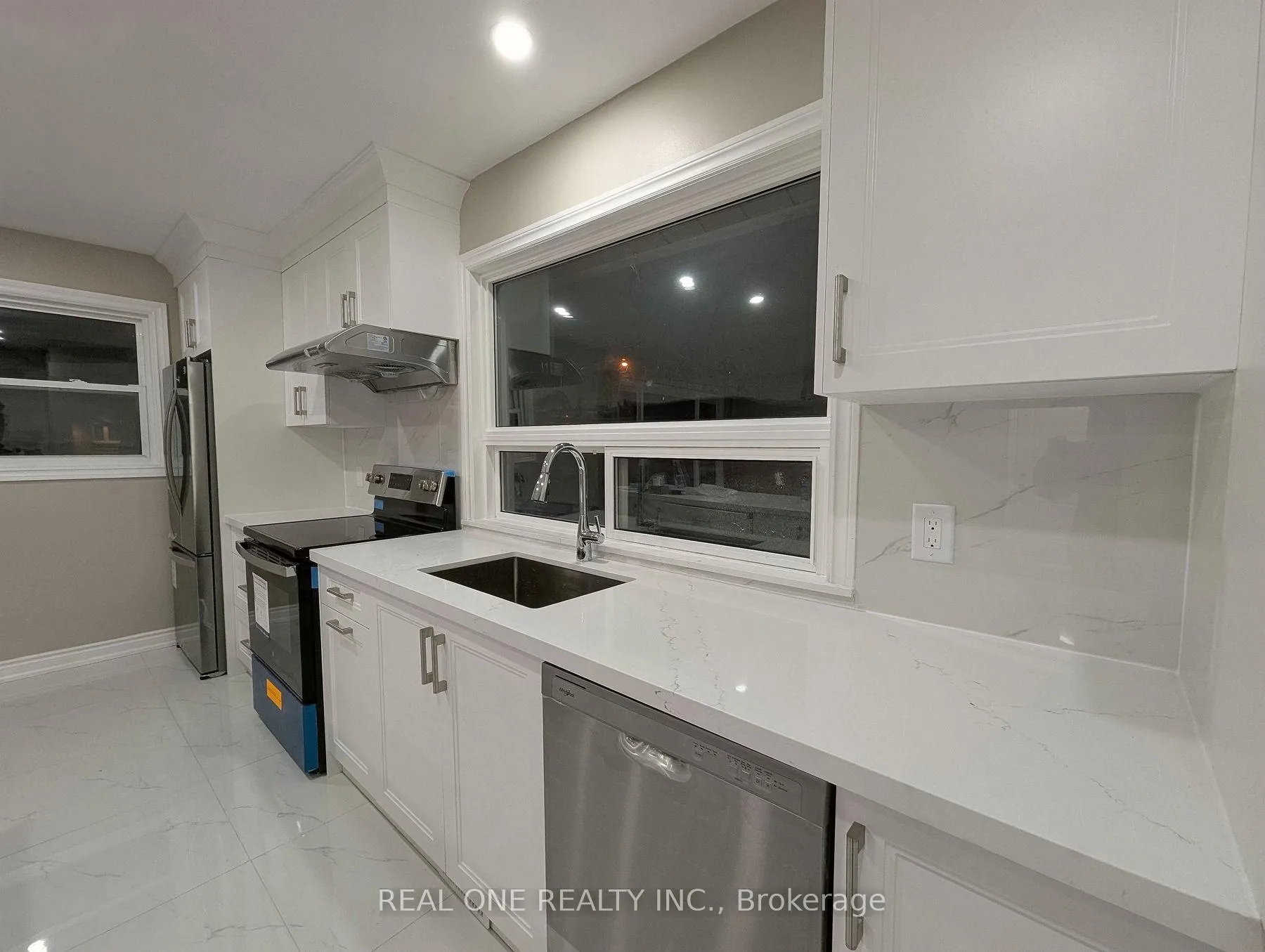 Photo 6 of Unit (Main), 31 Copping Road, Scarborough, Morningside — HOMEH