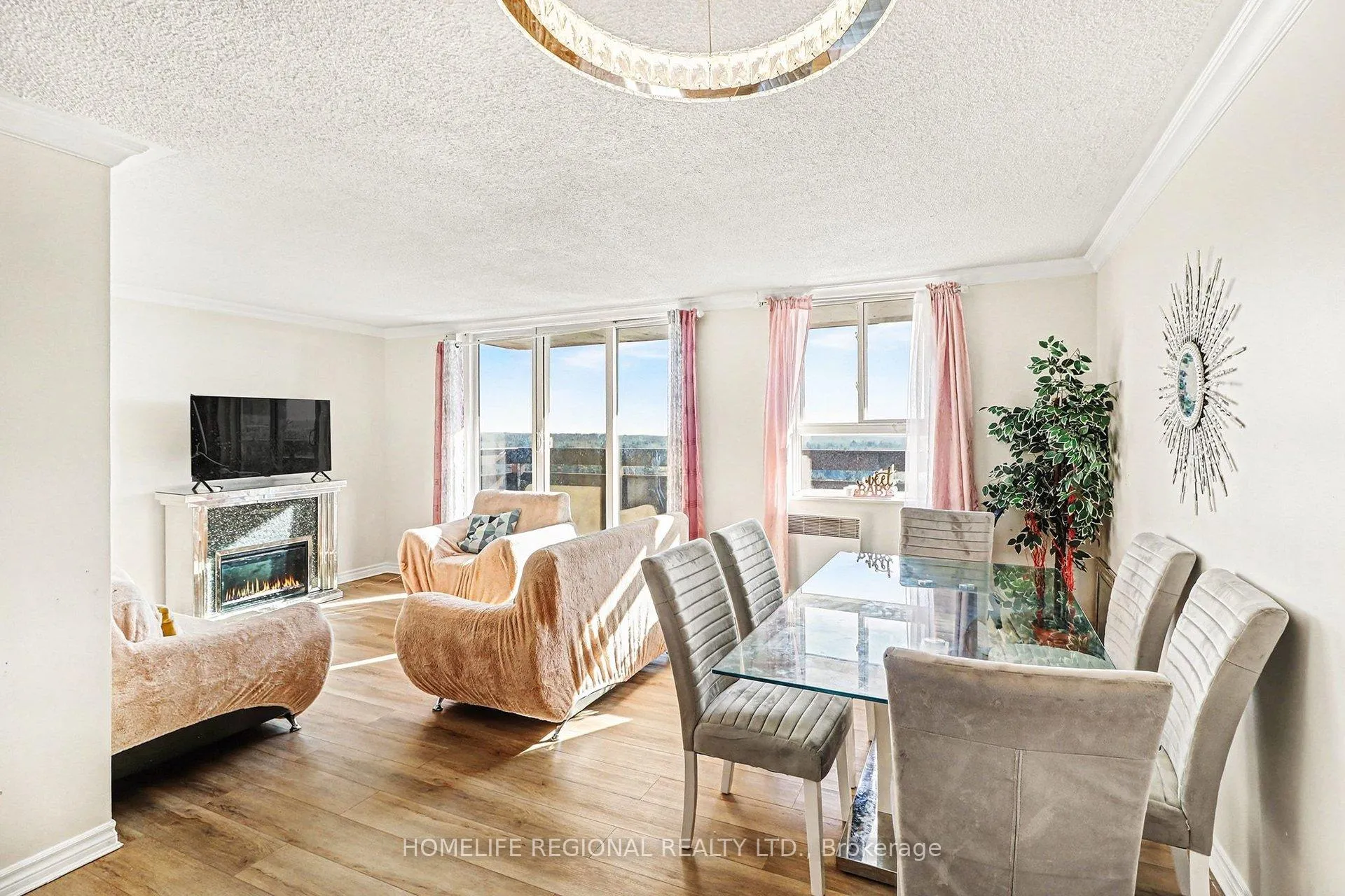 Photo 5 of Unit 1403, 2000 Jasmine Crescent, Ottawa, Beacon Hill South — HOMEH