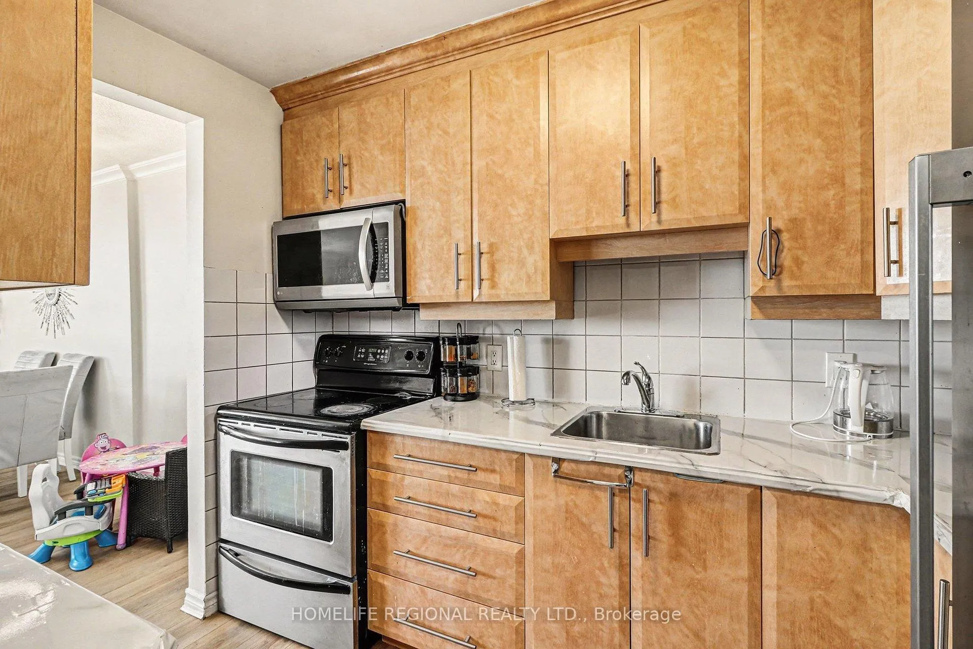 Photo 8 of Unit 1403, 2000 Jasmine Crescent, Ottawa, Beacon Hill South — HOMEH
