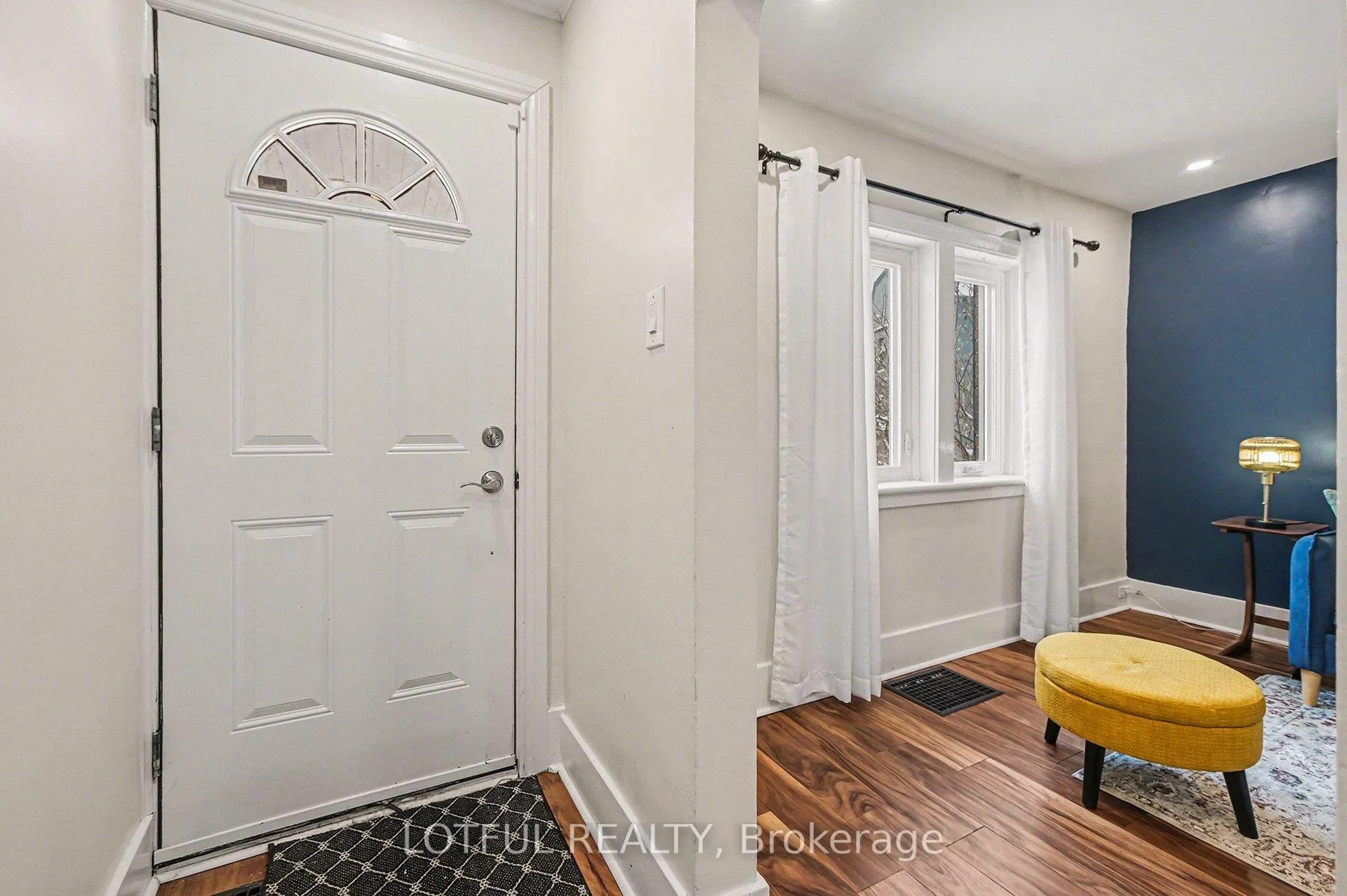 Photo 2 of 68 Vaughan Street, Ottawa, Lindenlea — HOMEH