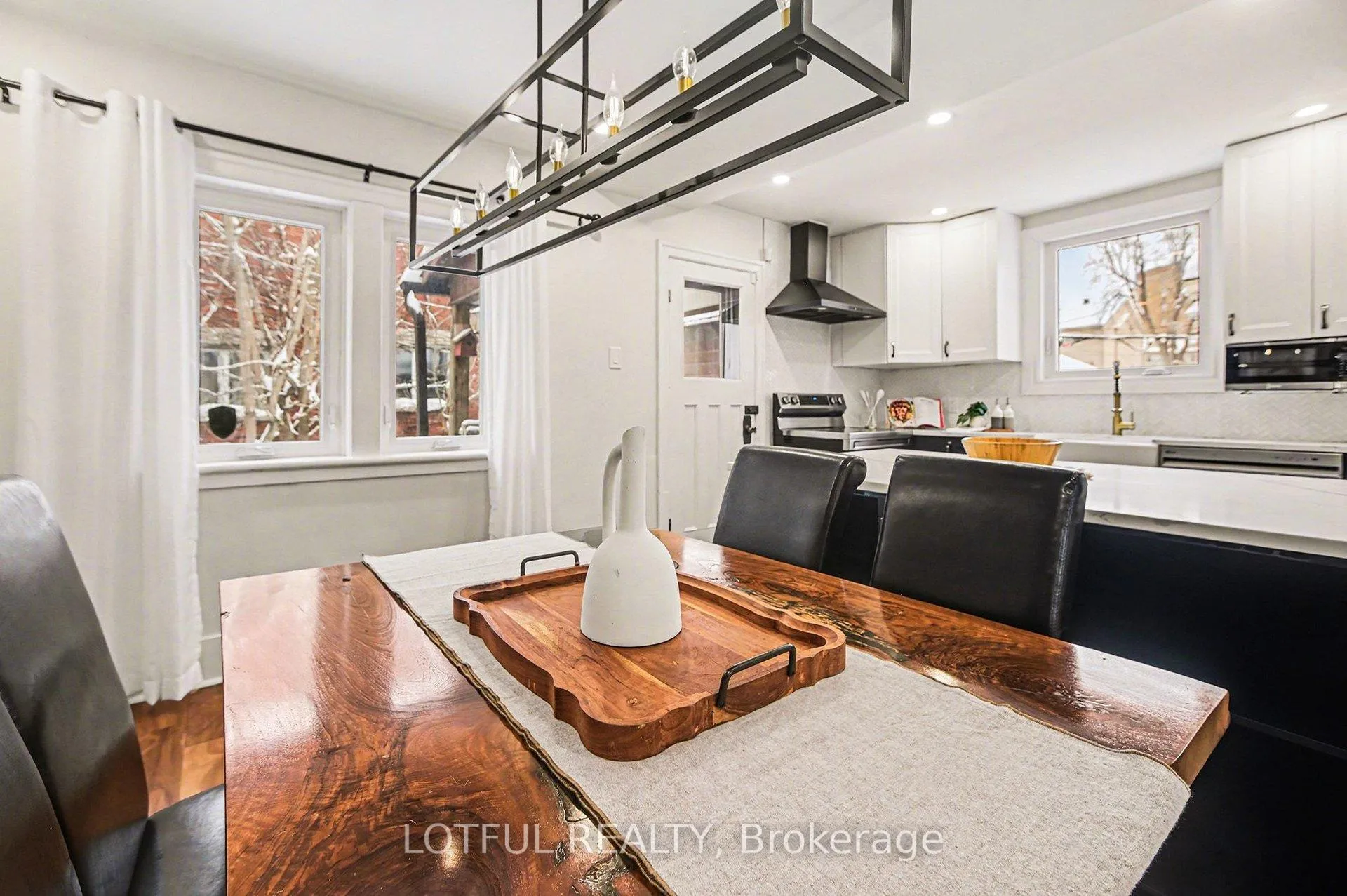 Photo 6 of 68 Vaughan Street, Ottawa, Lindenlea — HOMEH