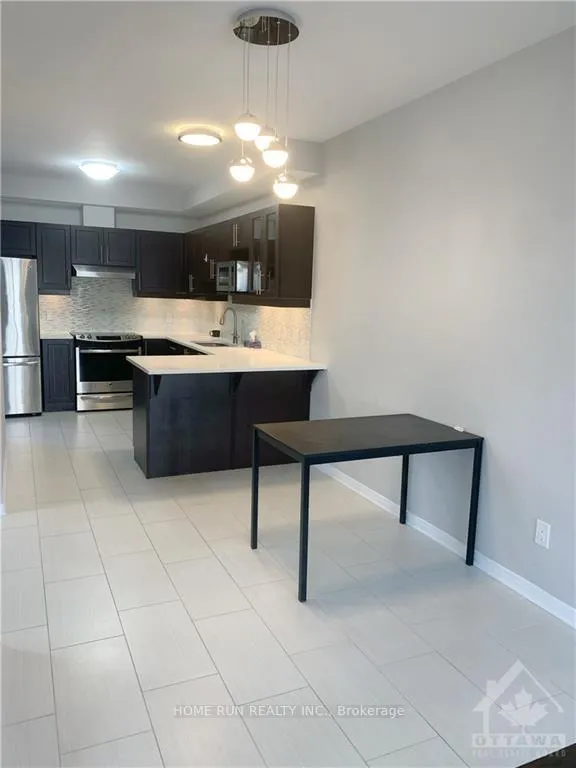 Photo 4 of 488 Dundonald Drive, Ottawa, Barrhaven - Stonebridge — HOMEH
