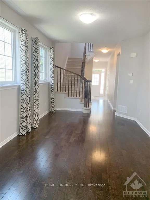 Photo 6 of 488 Dundonald Drive, Ottawa, Barrhaven - Stonebridge — HOMEH