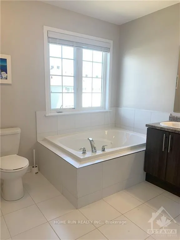 Photo 15 of 488 Dundonald Drive, Ottawa, Barrhaven - Stonebridge — HOMEH