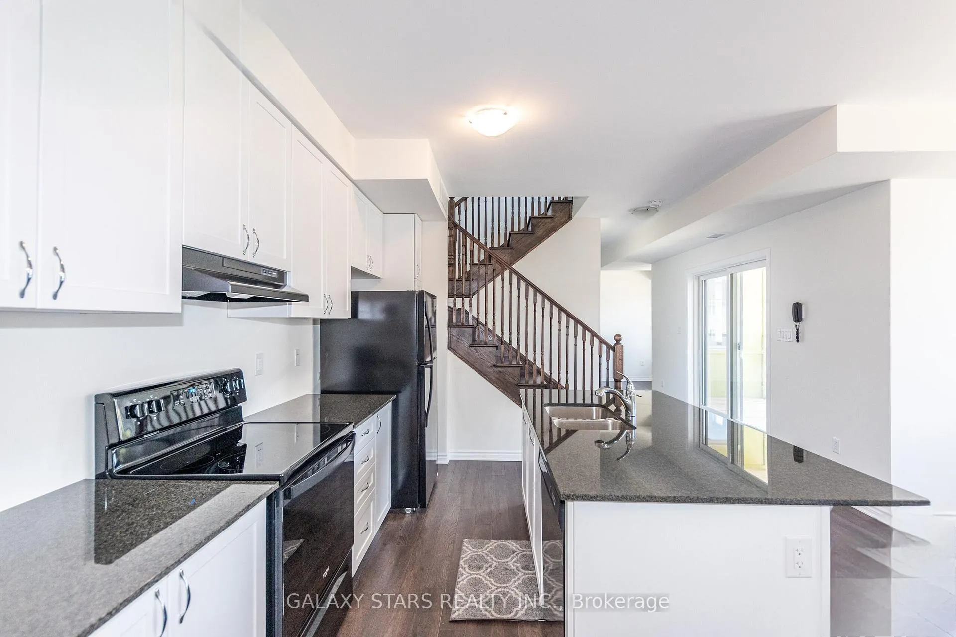 Photo 7 of 1148 Dragonfly Avenue, Pickering, Rural Pickering — HOMEH