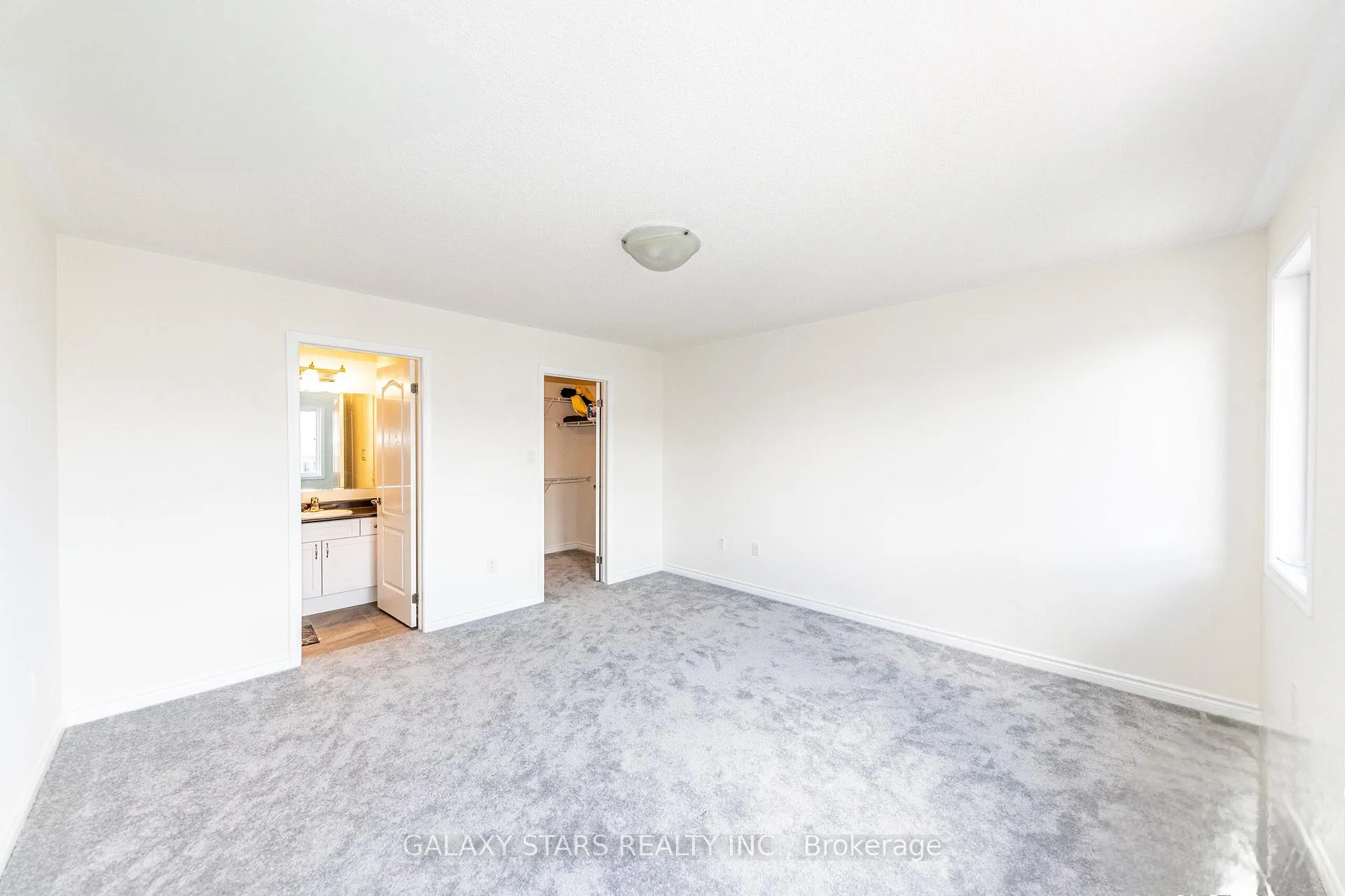 Photo 12 of 1148 Dragonfly Avenue, Pickering, Rural Pickering — HOMEH