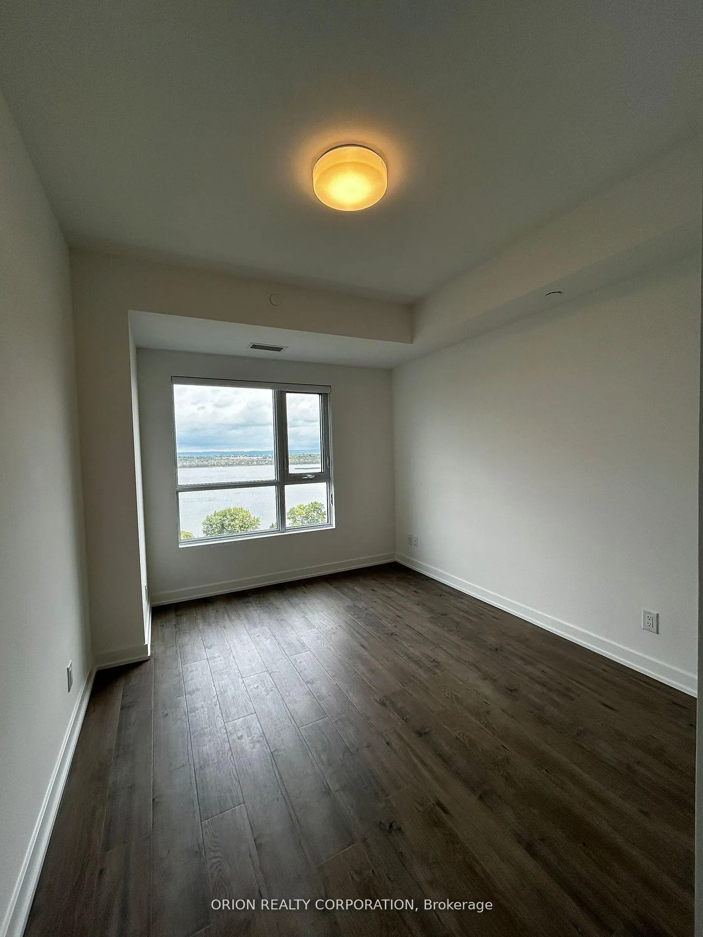 Photo 16 of Unit 1005, 56 Lakeside Terrace, Barrie, Little Lake — HOMEH