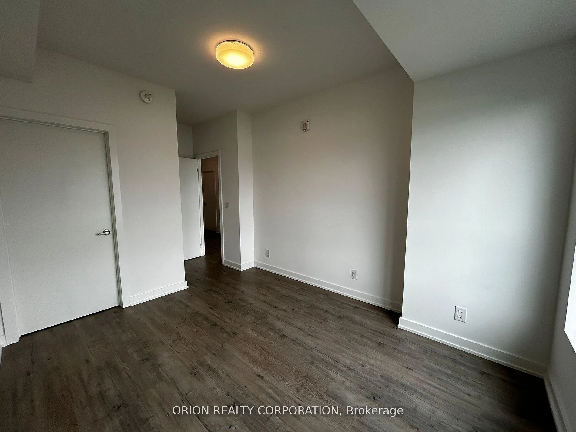 Photo 17 of Unit 1005, 56 Lakeside Terrace, Barrie, Little Lake — HOMEH