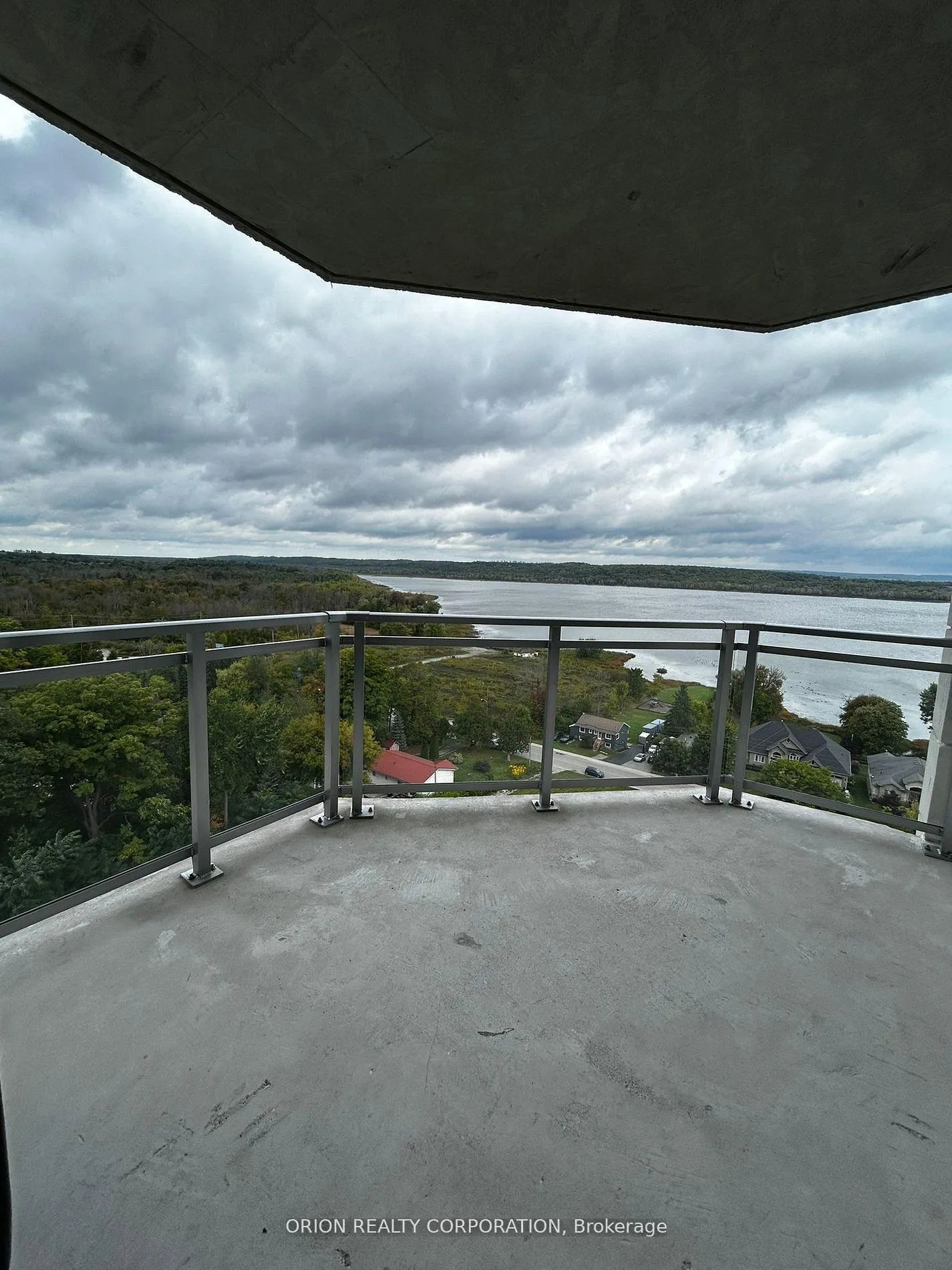 Photo 21 of Unit 1005, 56 Lakeside Terrace, Barrie, Little Lake — HOMEH
