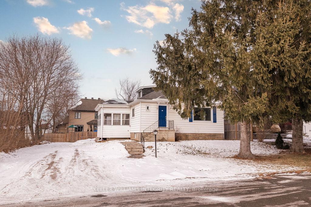 Photo 2 of 65 Rita Avenue, Ottawa, Meadowlands/St. Claire Gardens — HOMEH