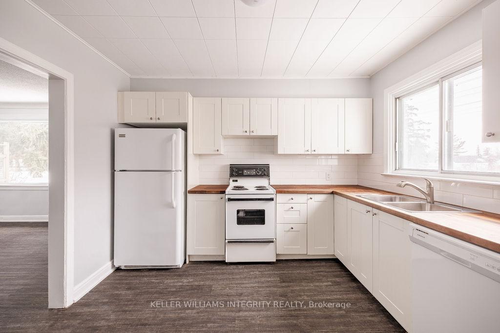 Photo 13 of 65 Rita Avenue, Ottawa, Meadowlands/St. Claire Gardens — HOMEH