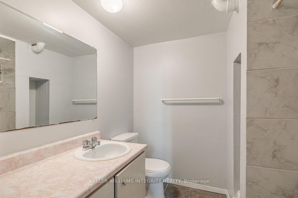 Photo 32 of 65 Rita Avenue, Ottawa, Meadowlands/St. Claire Gardens — HOMEH